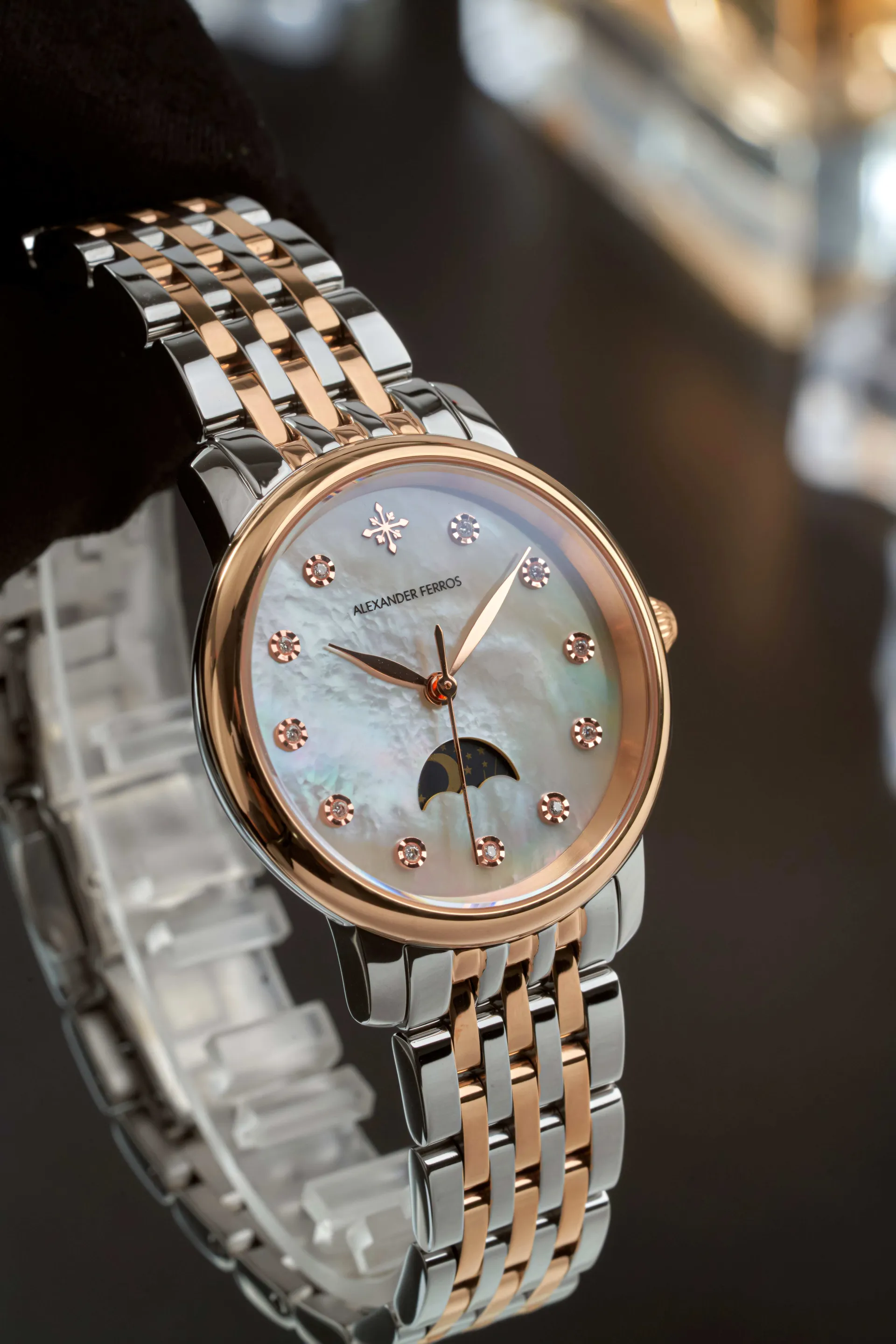 ĐỒNG HỒ NỮ ALEXANDER FERROS QUARTZ 9322D/19