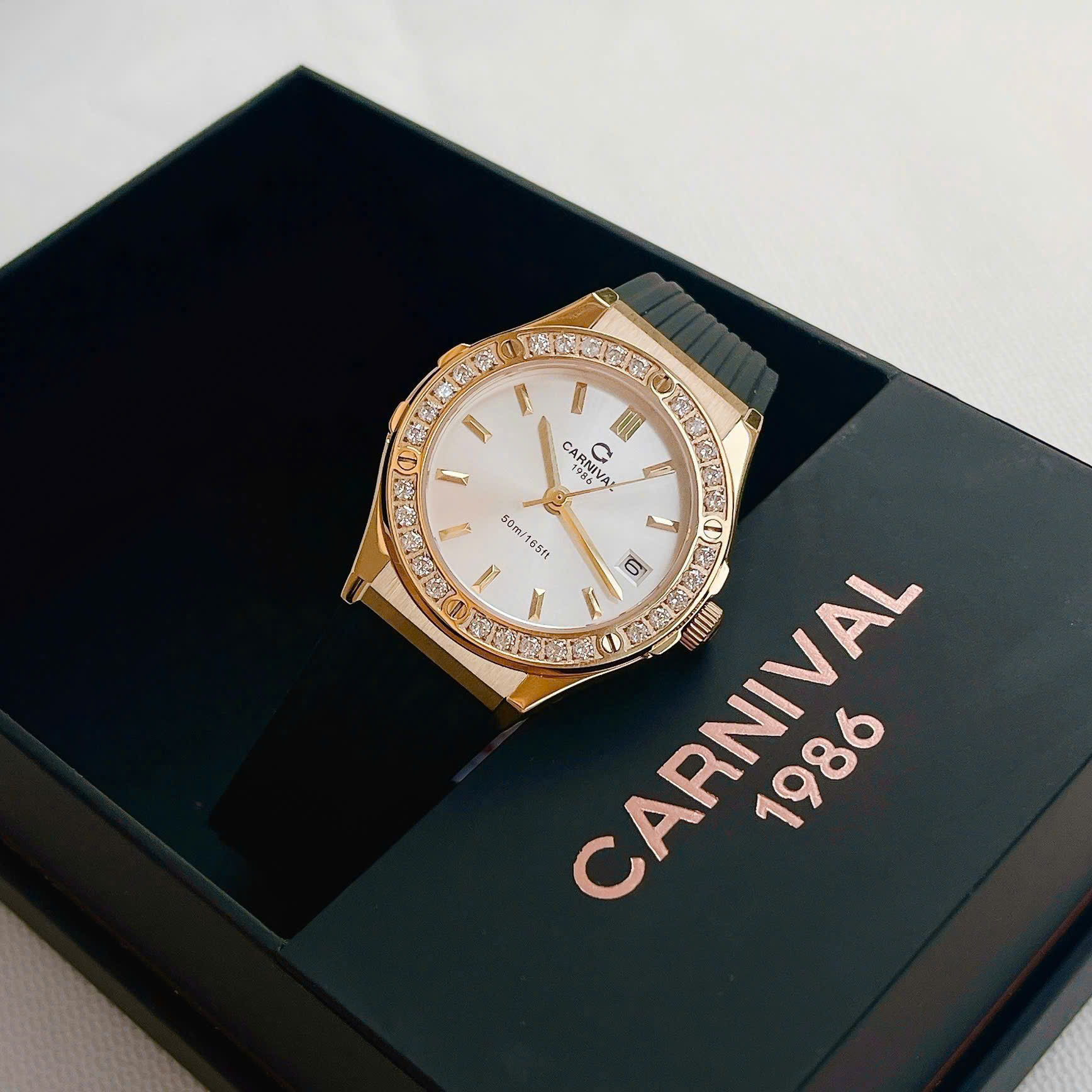 ĐỒNG HỒ NỮ CARNIVAL QUARTZ 8168L2-VH-DCS-T