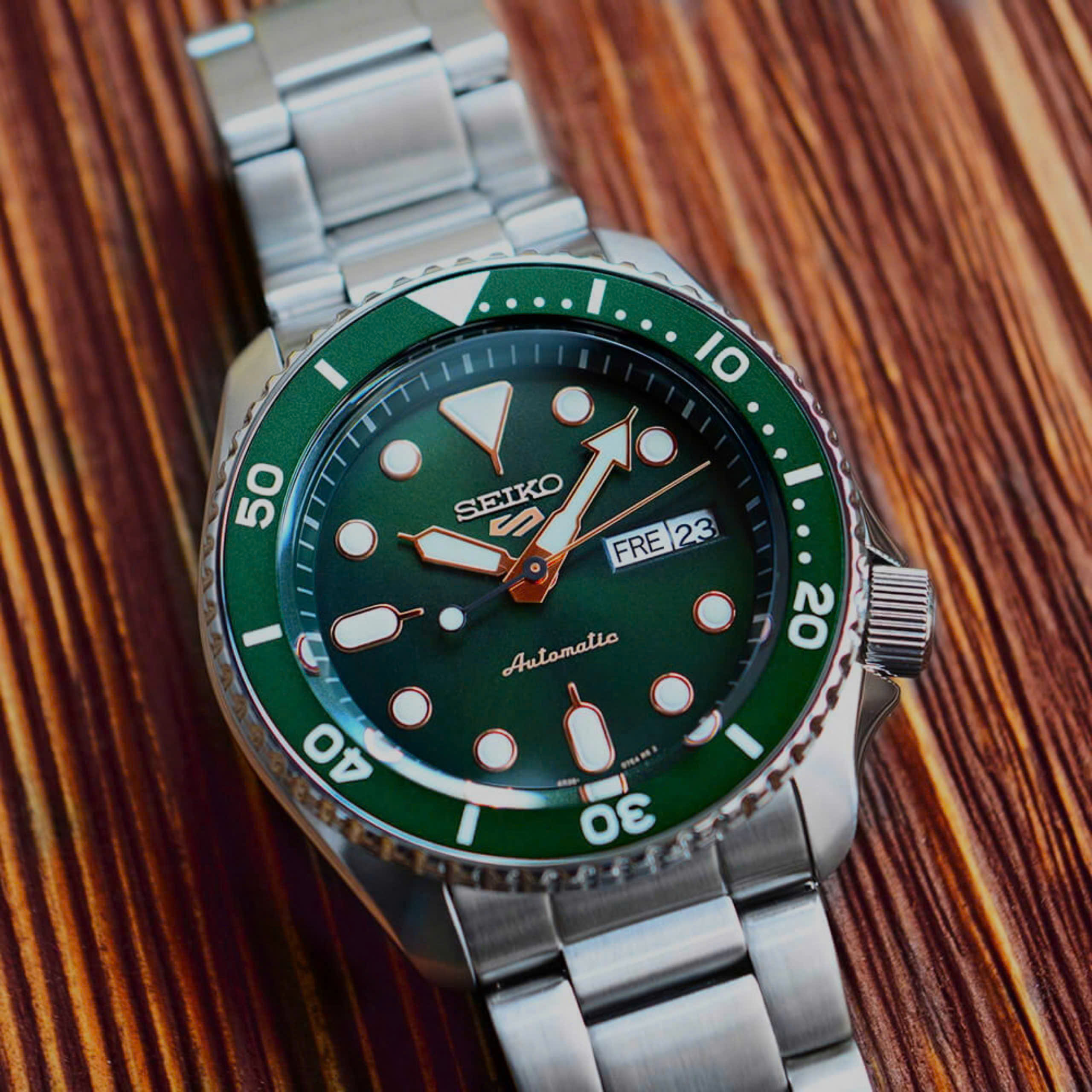 ĐỒNG HỒ NAM SEIKO 5 SPORTS AUTOMATIC  Green SRPD63K1