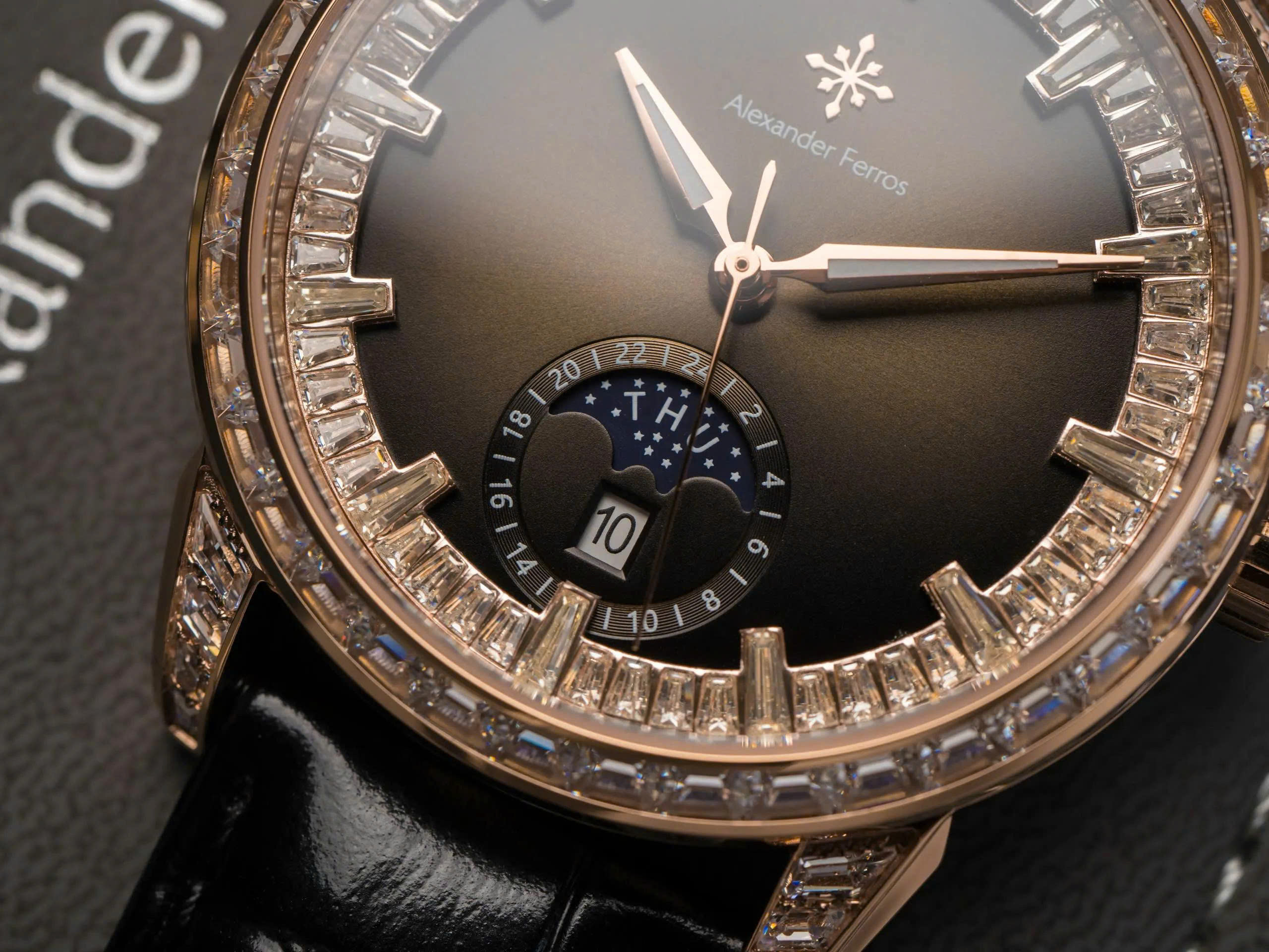 Đồng Hồ Alexander Ferros 9081R-01