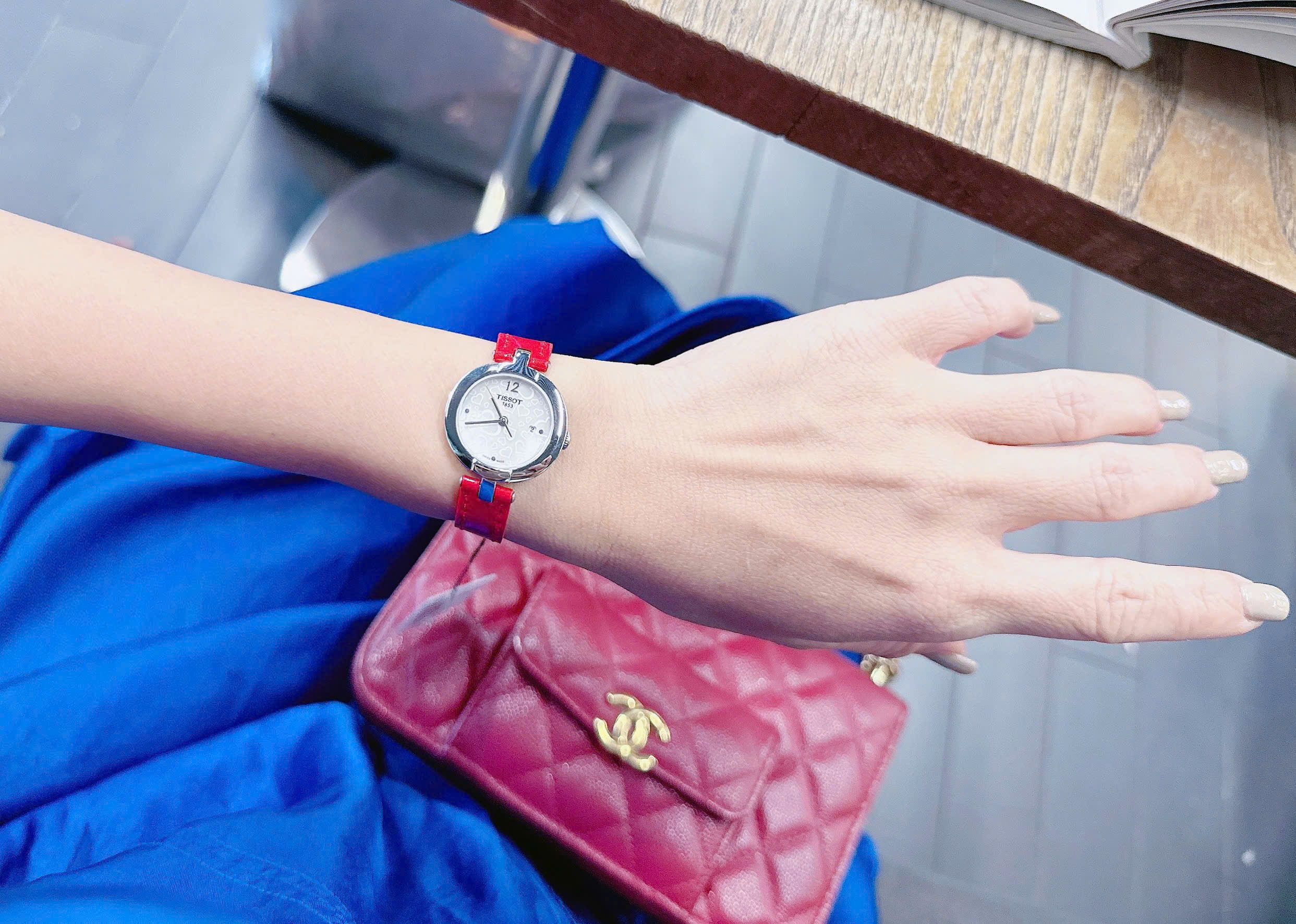 ĐỒNG HỒ NỮ TISSOT T084.210.16.117.00