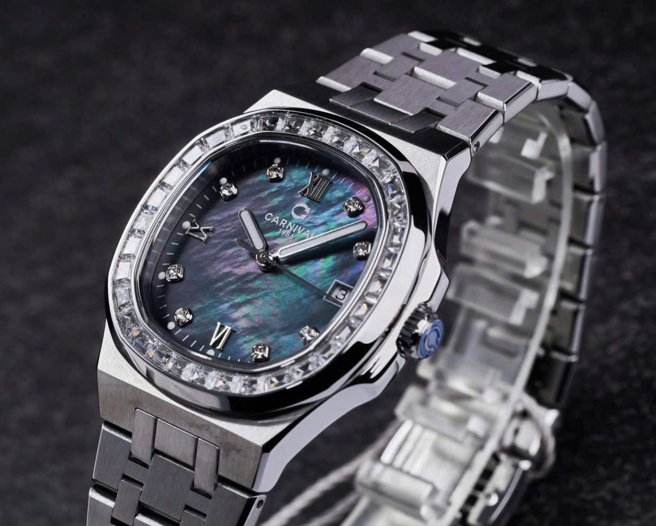 ĐỒNG HỒ NỮ CARNIVAL QUARTZ XÀ CỪ ĐEN 8160L2-VT-DK