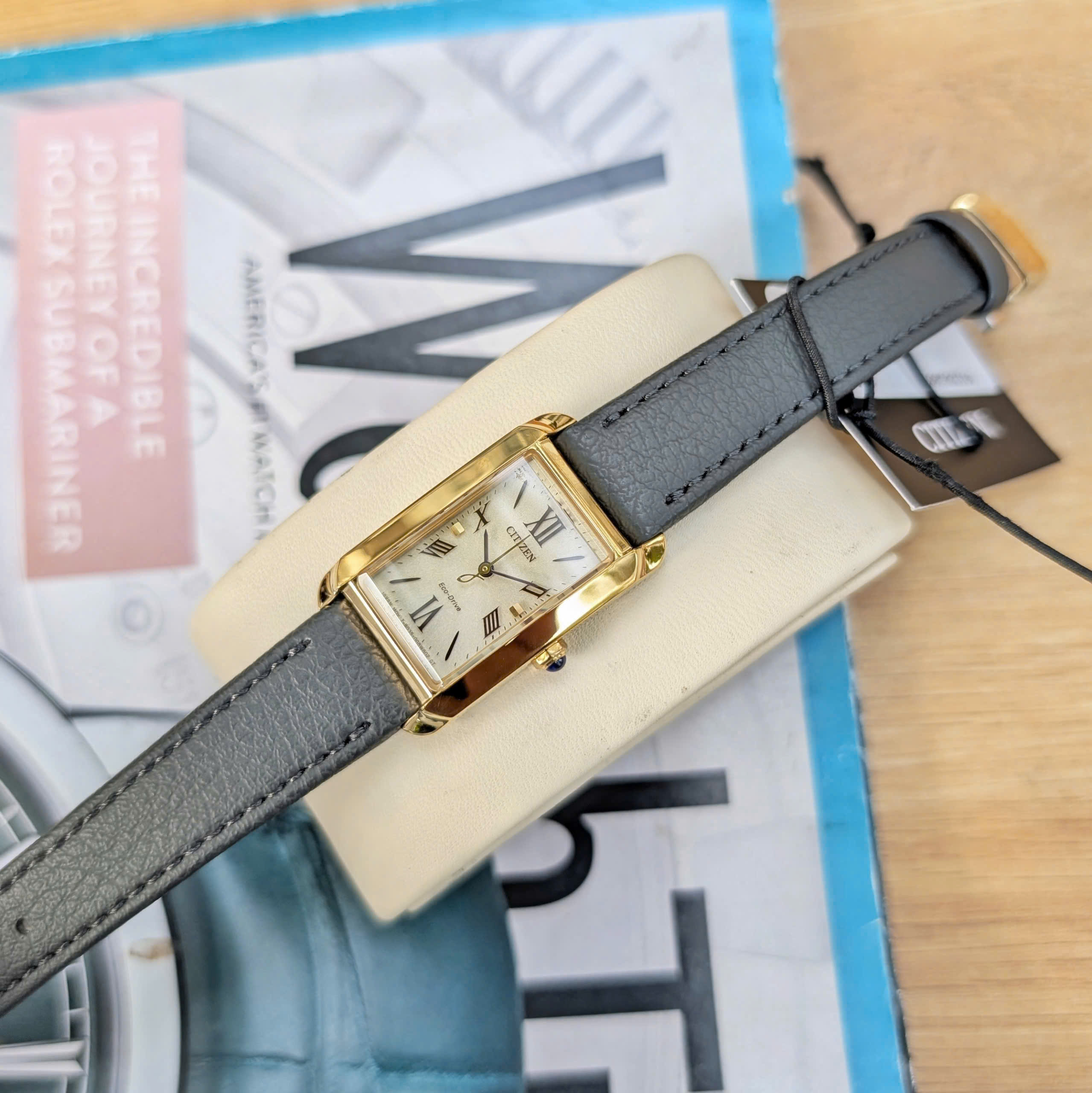 ĐỒNG HỒ NỮ CITIZEN ECO-DRIVE EW5622-09P