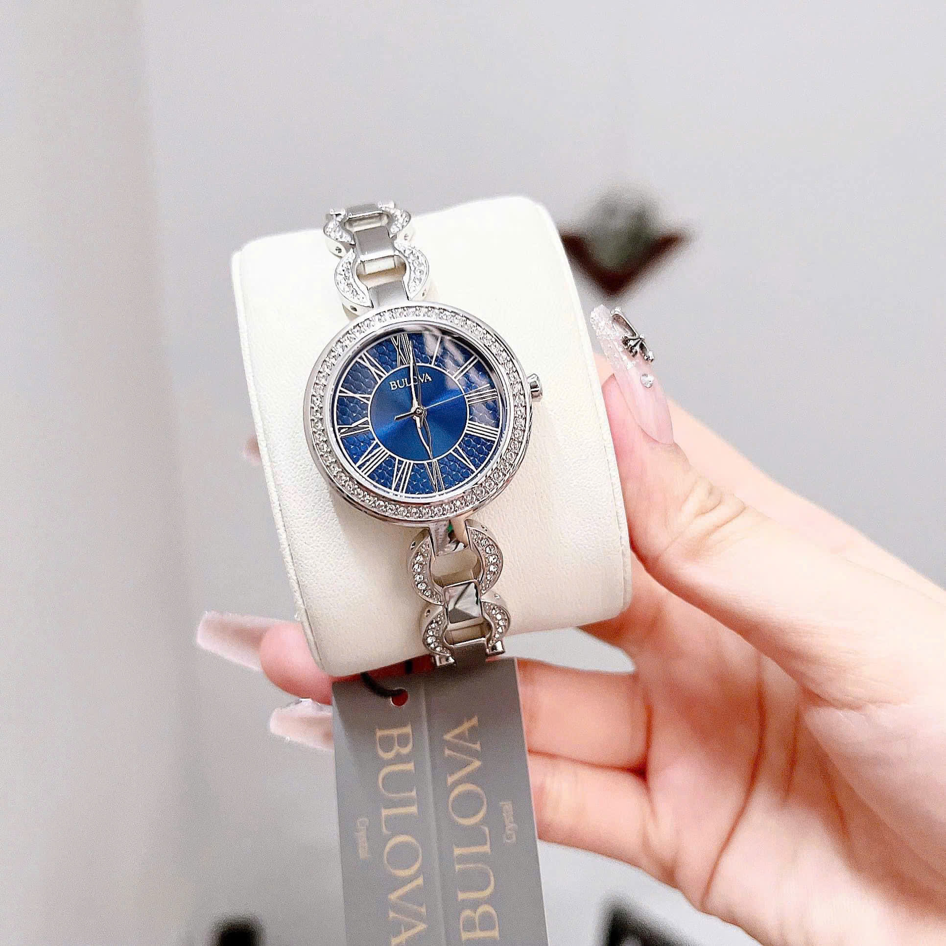 ĐỒNG HỒ NỮ BULOVA QUARTZ 96L303