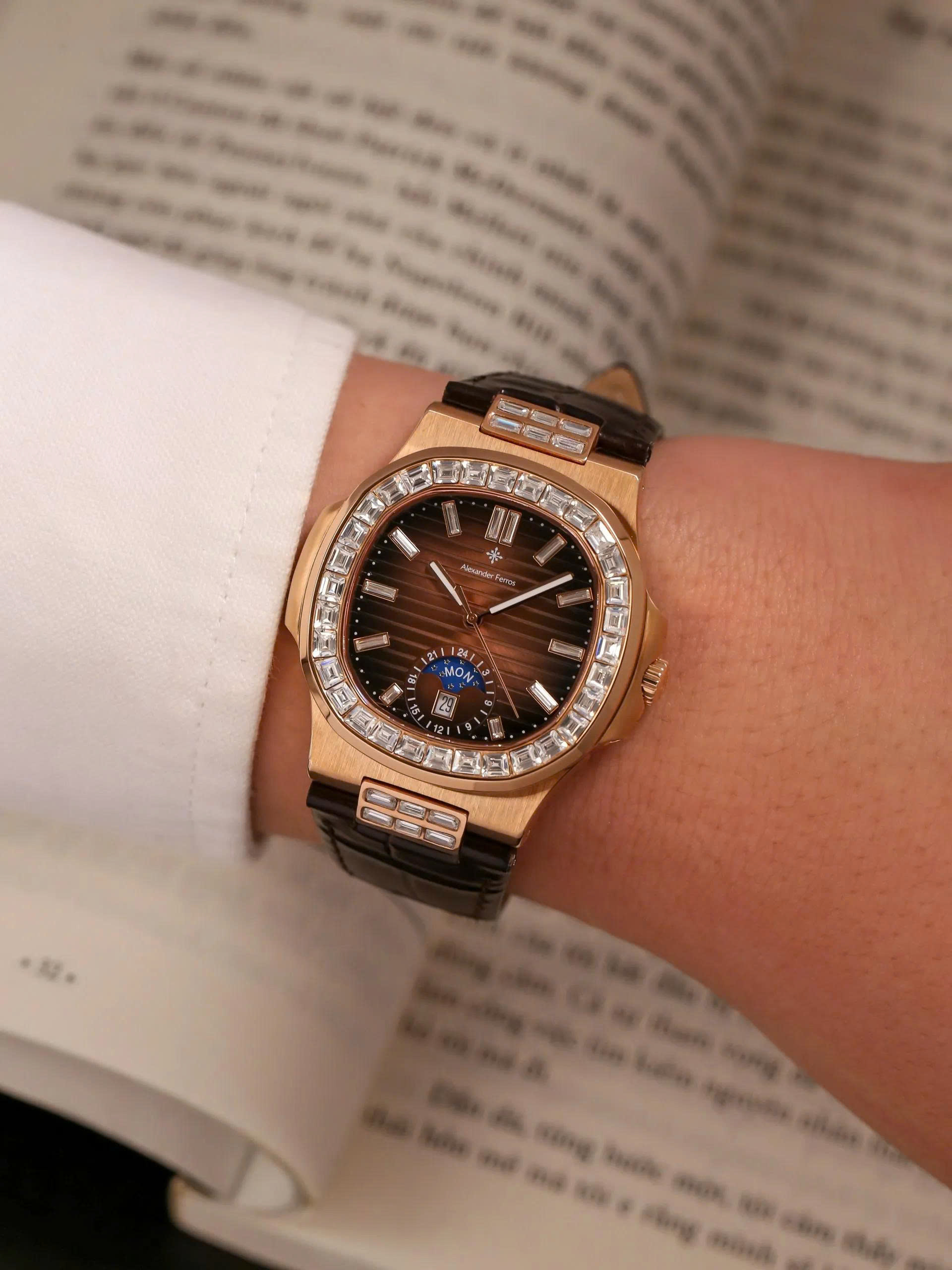 Đồng hồ Alexander Ferros 6111R-08