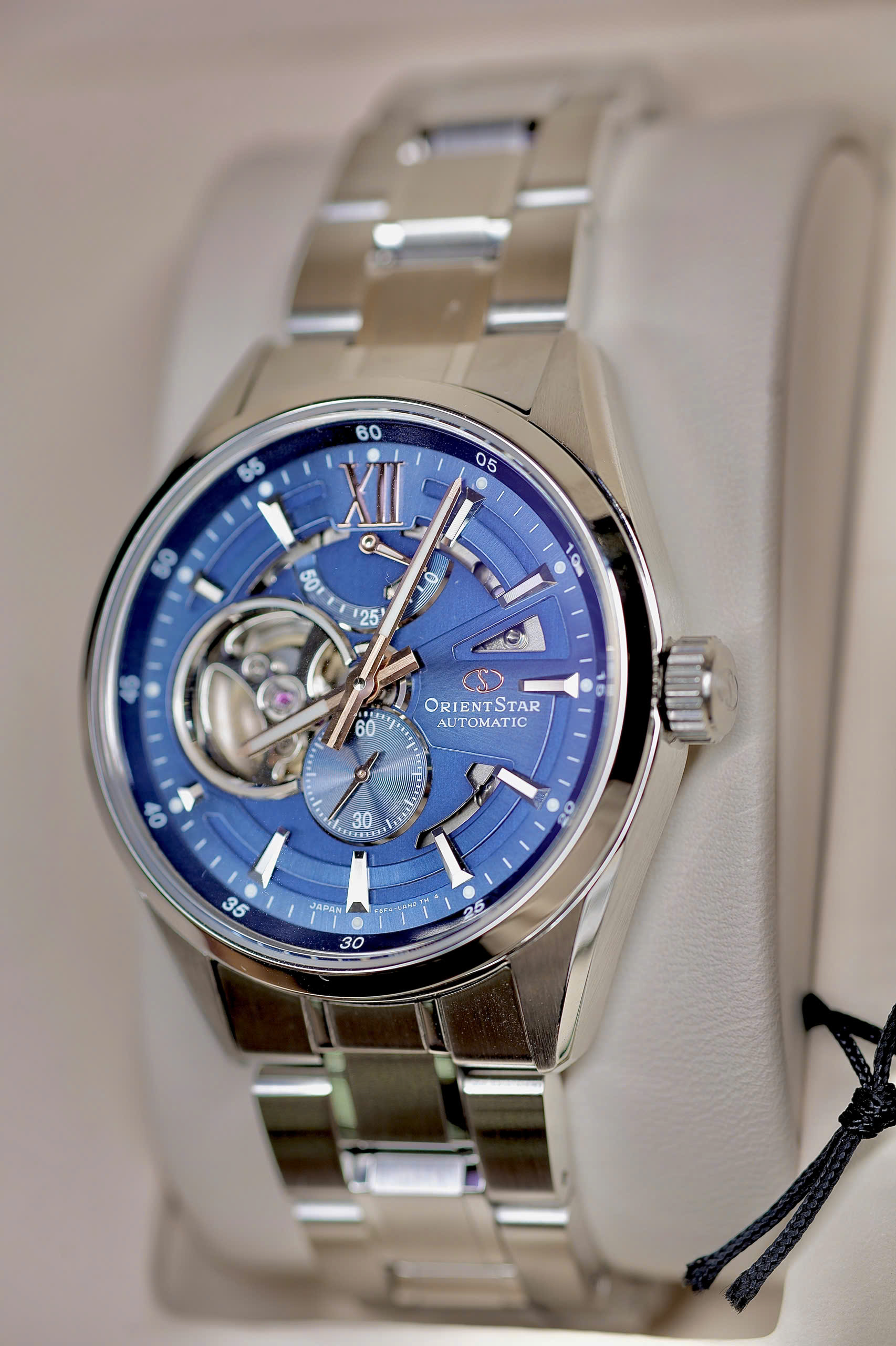 ĐỒNG HỒ NAM ORIENT STAR AUTOMATIC JOKER MODERN SKELETON RE-AV0134E00B (RK-AV0134E)