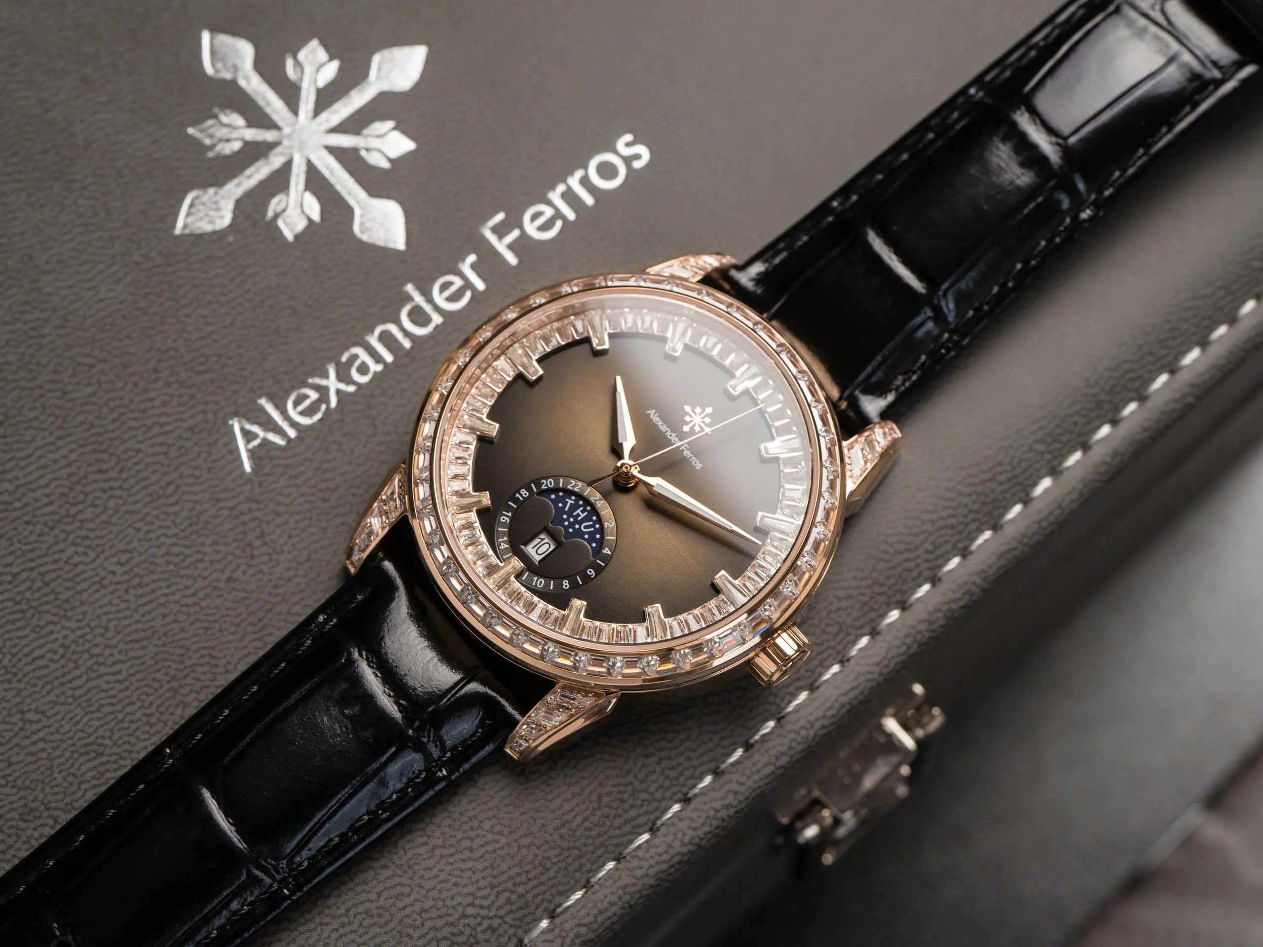 Đồng Hồ Alexander Ferros 9081R-01