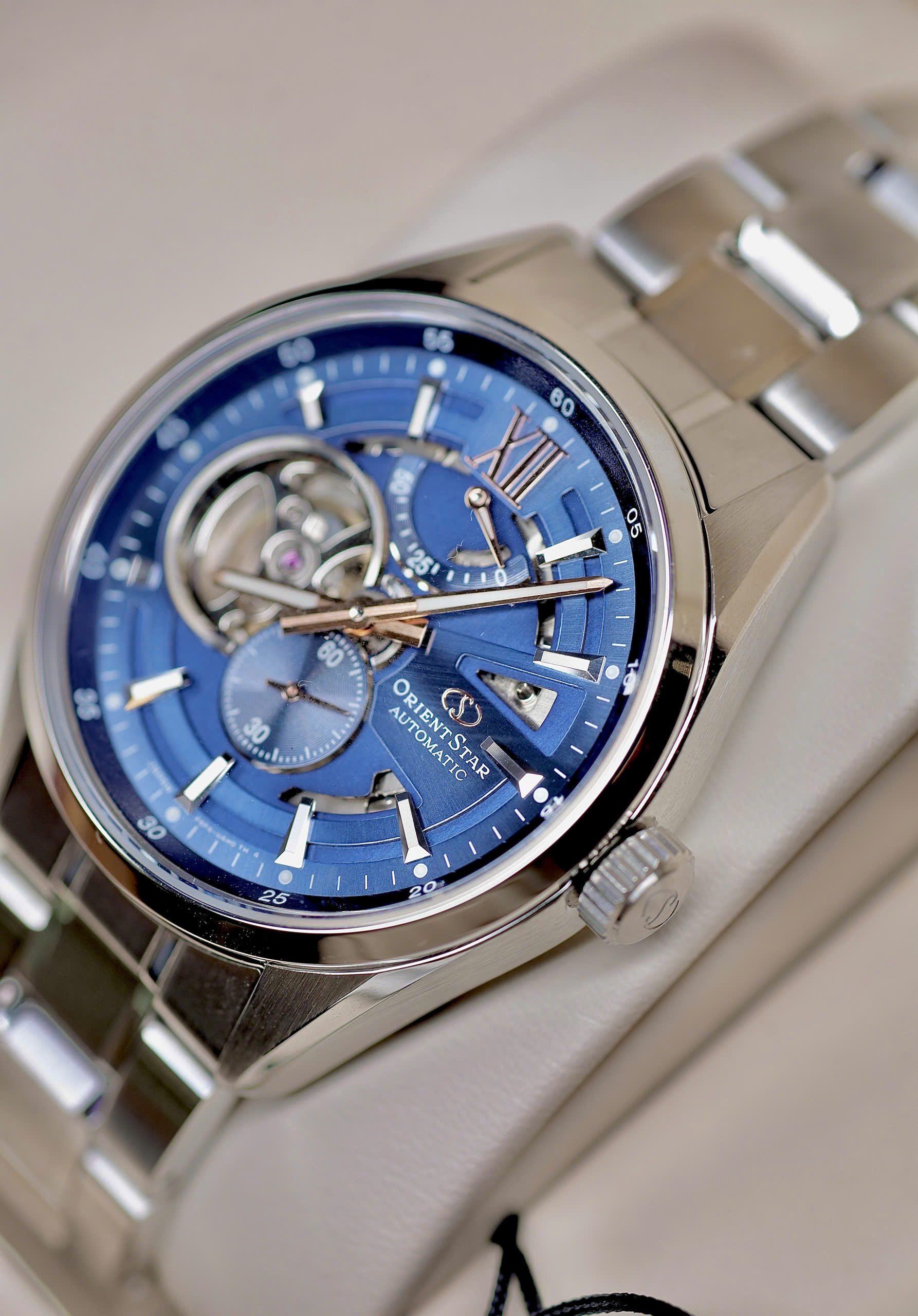 ĐỒNG HỒ NAM ORIENT STAR AUTOMATIC JOKER MODERN SKELETON RE-AV0134E00B (RK-AV0134E)