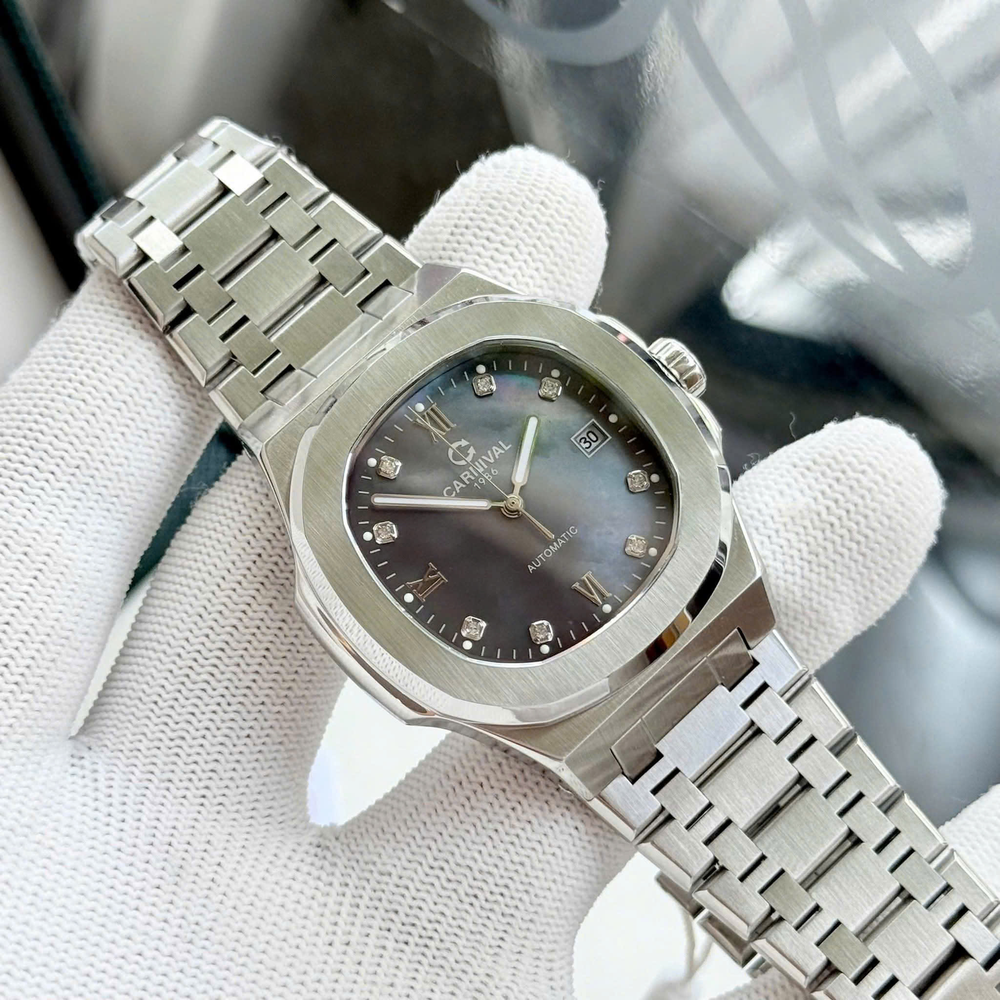 ĐỒNG HỒ ĐÔI CARNIVAL 8160G-VT-BLACK MOP - CARNIVAL 8160L-VT-DK BLACK MOP