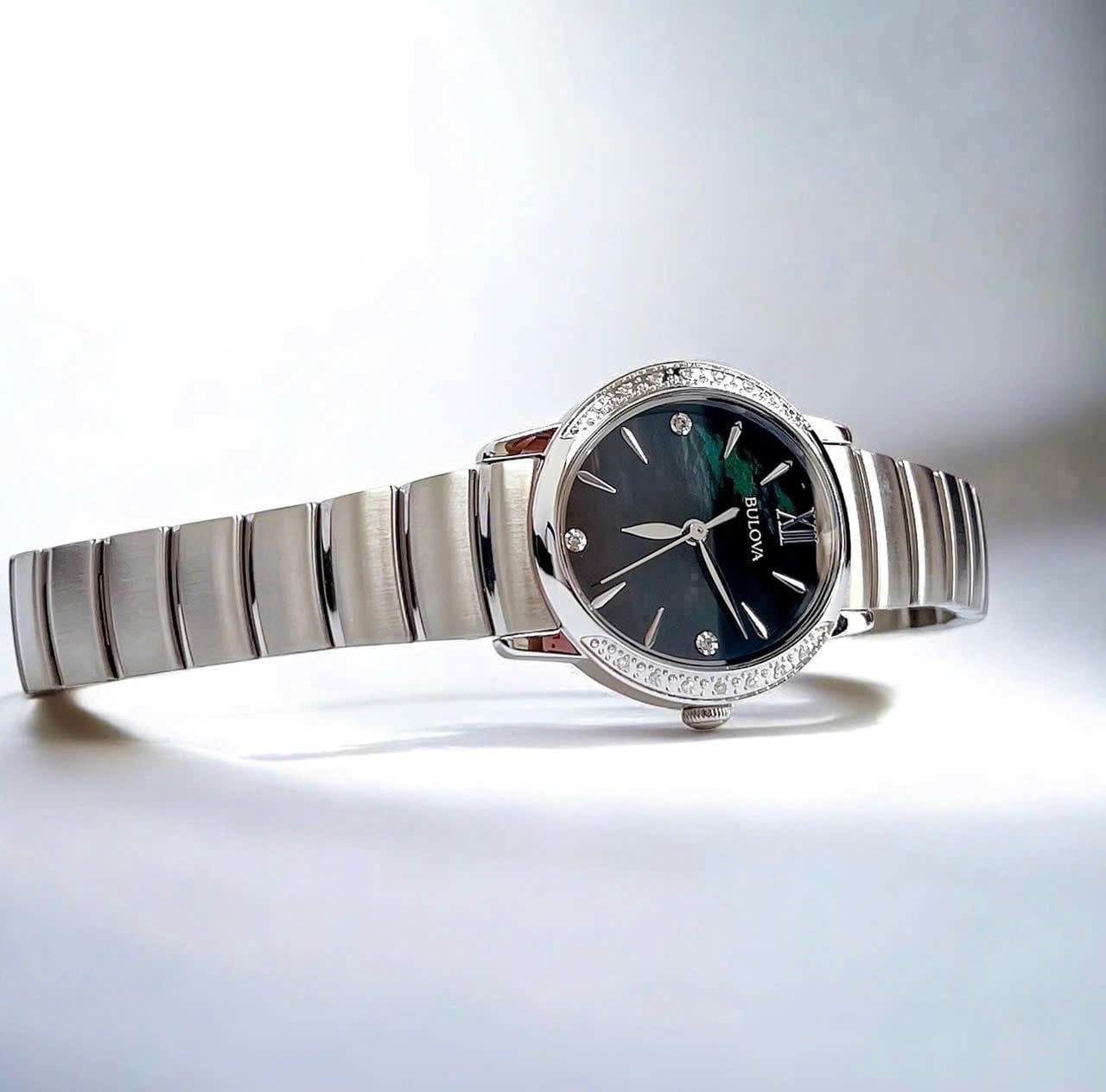 ĐỒNG HỒ NỮ BULOVA QUARTZ 96R213