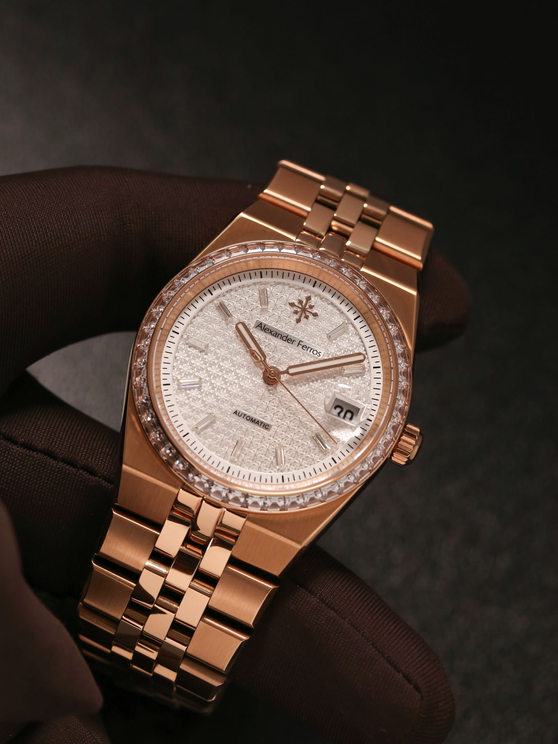 Đồng Hồ Alexander Ferros 8181R/022