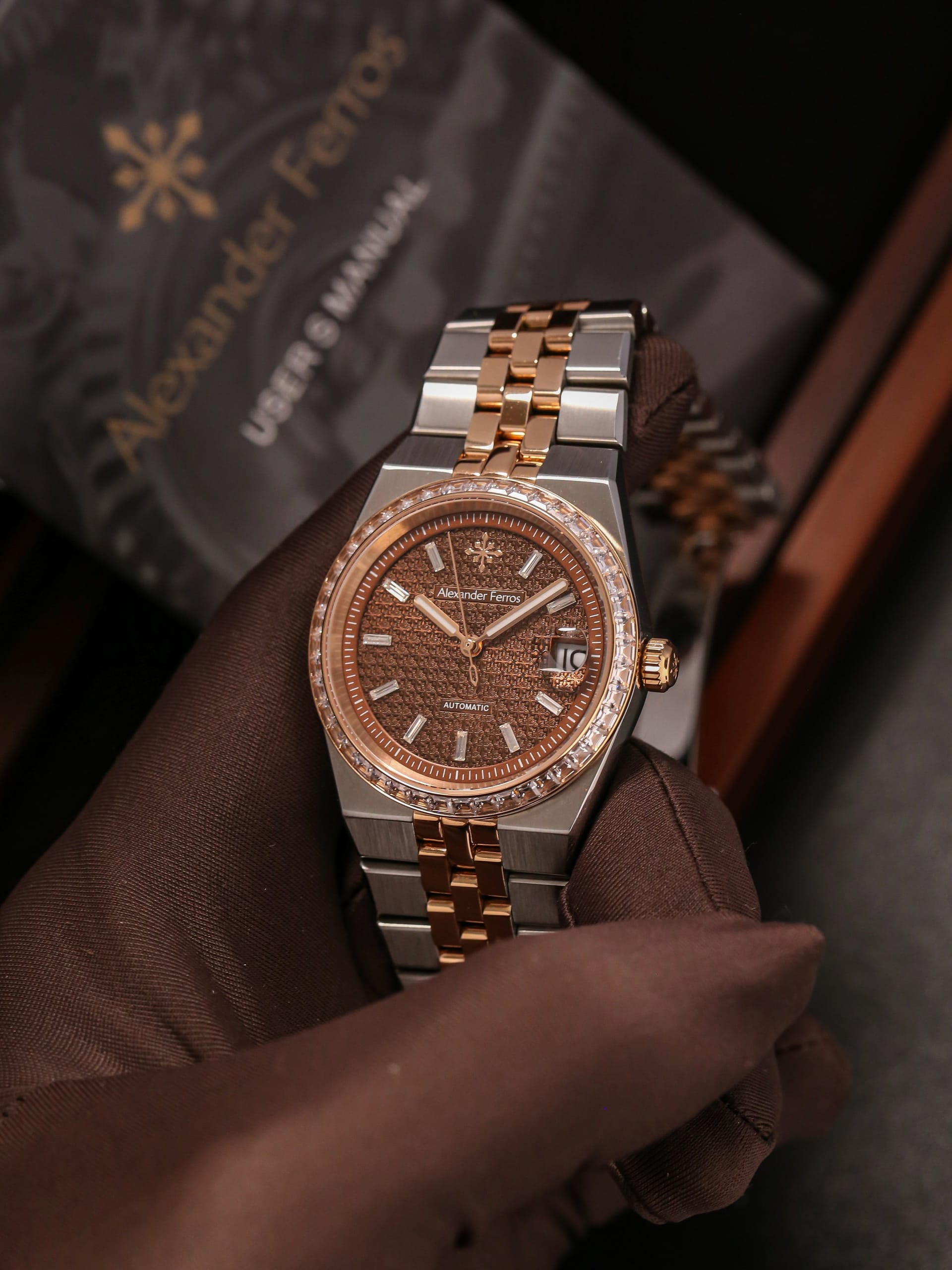 Đồng Hồ Alexander Ferros 8181D/082