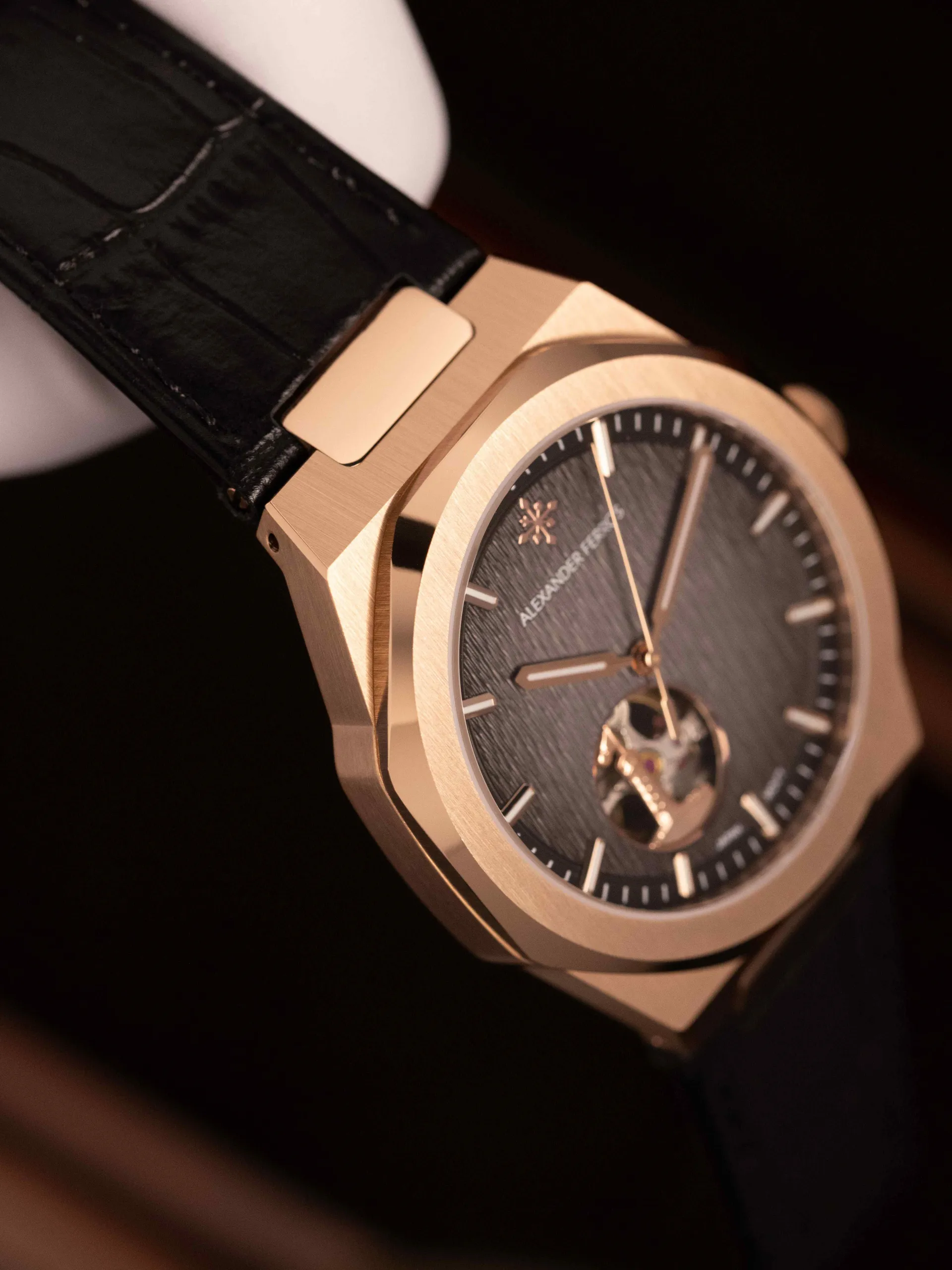 Đồng Hồ Alexander Ferros 9292R-01