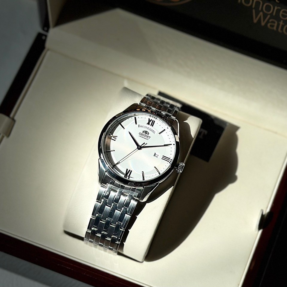 ORIENT COMTEMPORARY DAY DATE AUTOMATIC WHITE RA-AX0005S0HB (RA-AX0005S)