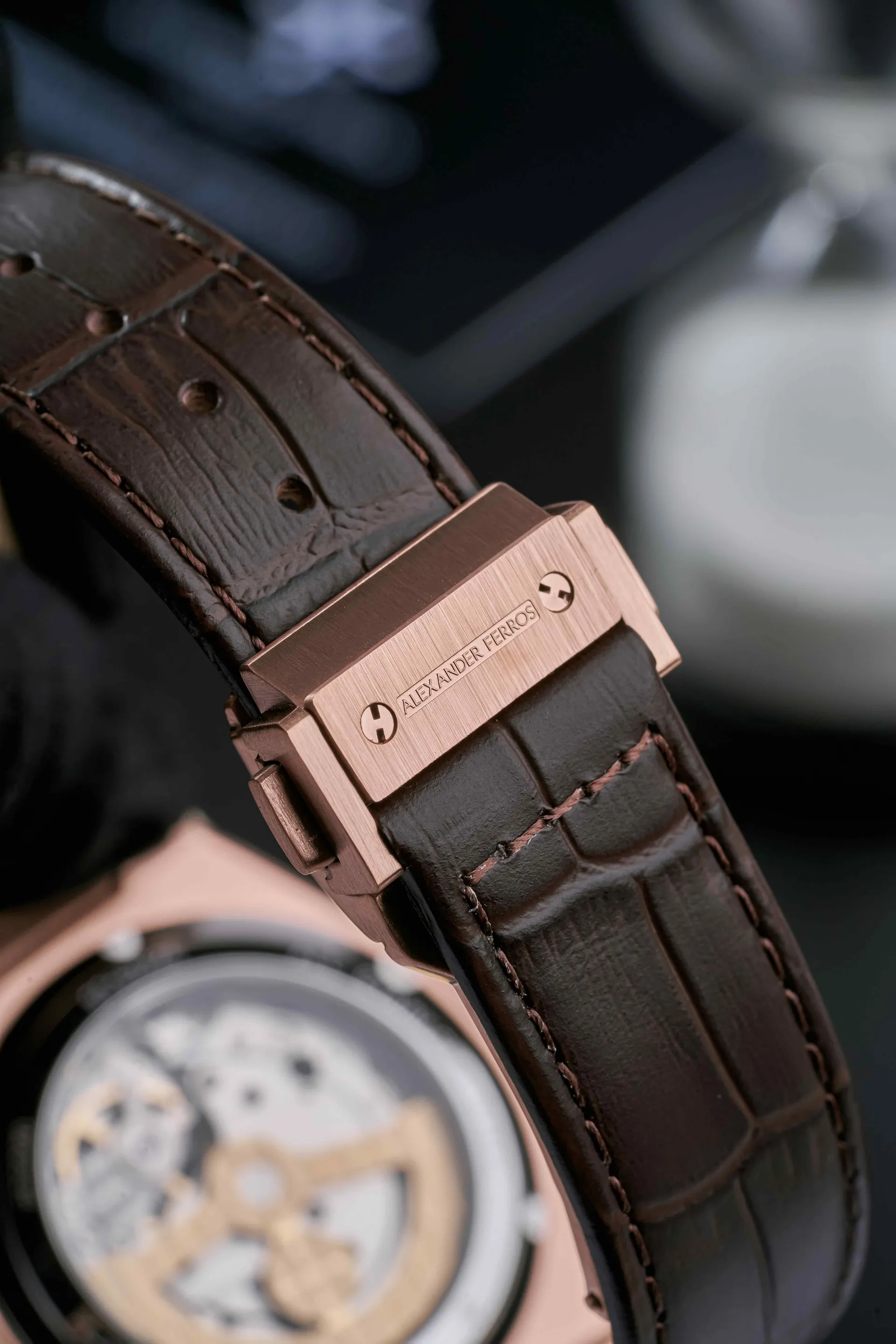 Đồng Hồ Alexander Ferros 9292R-08