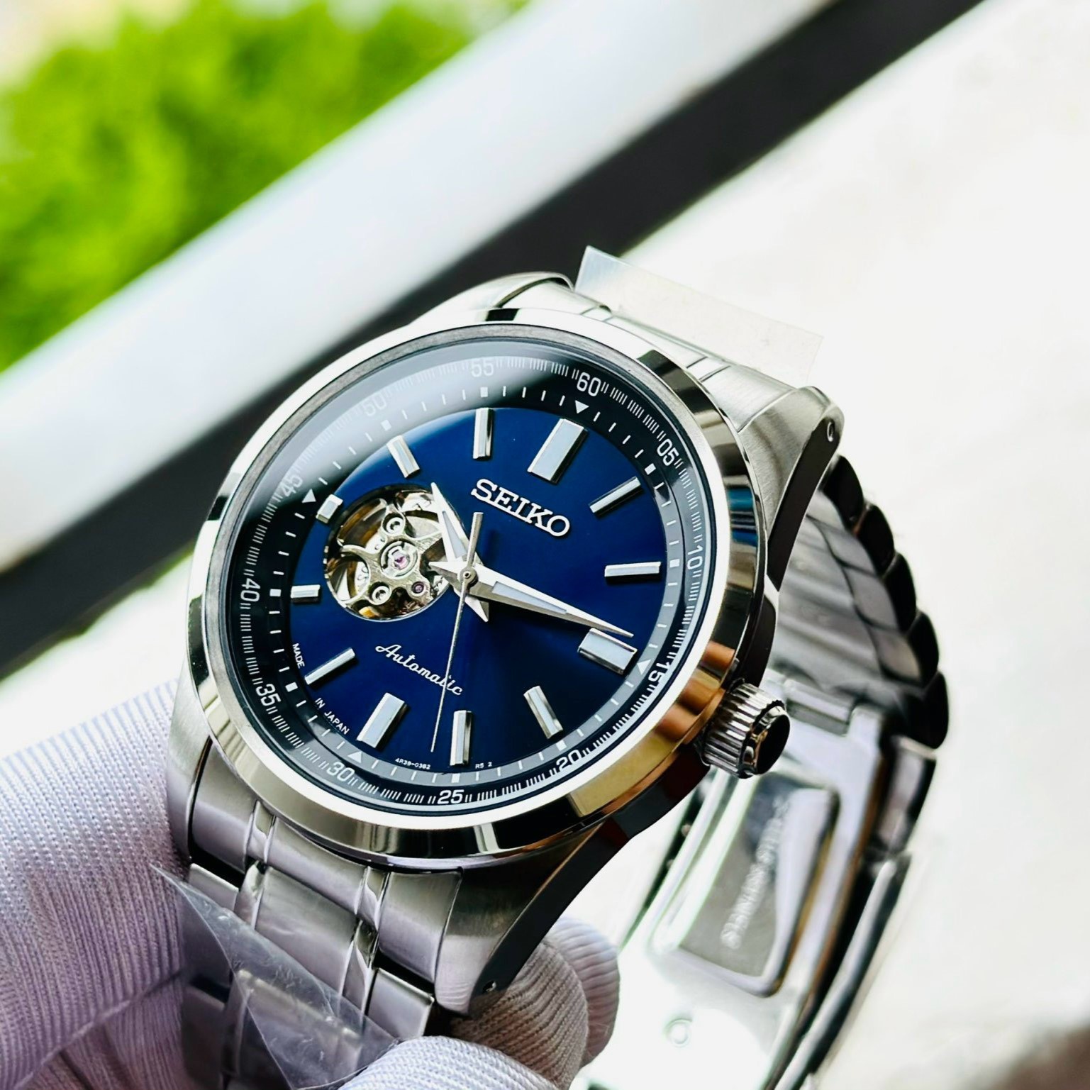 SEIKO OPEN HEART SCVE051