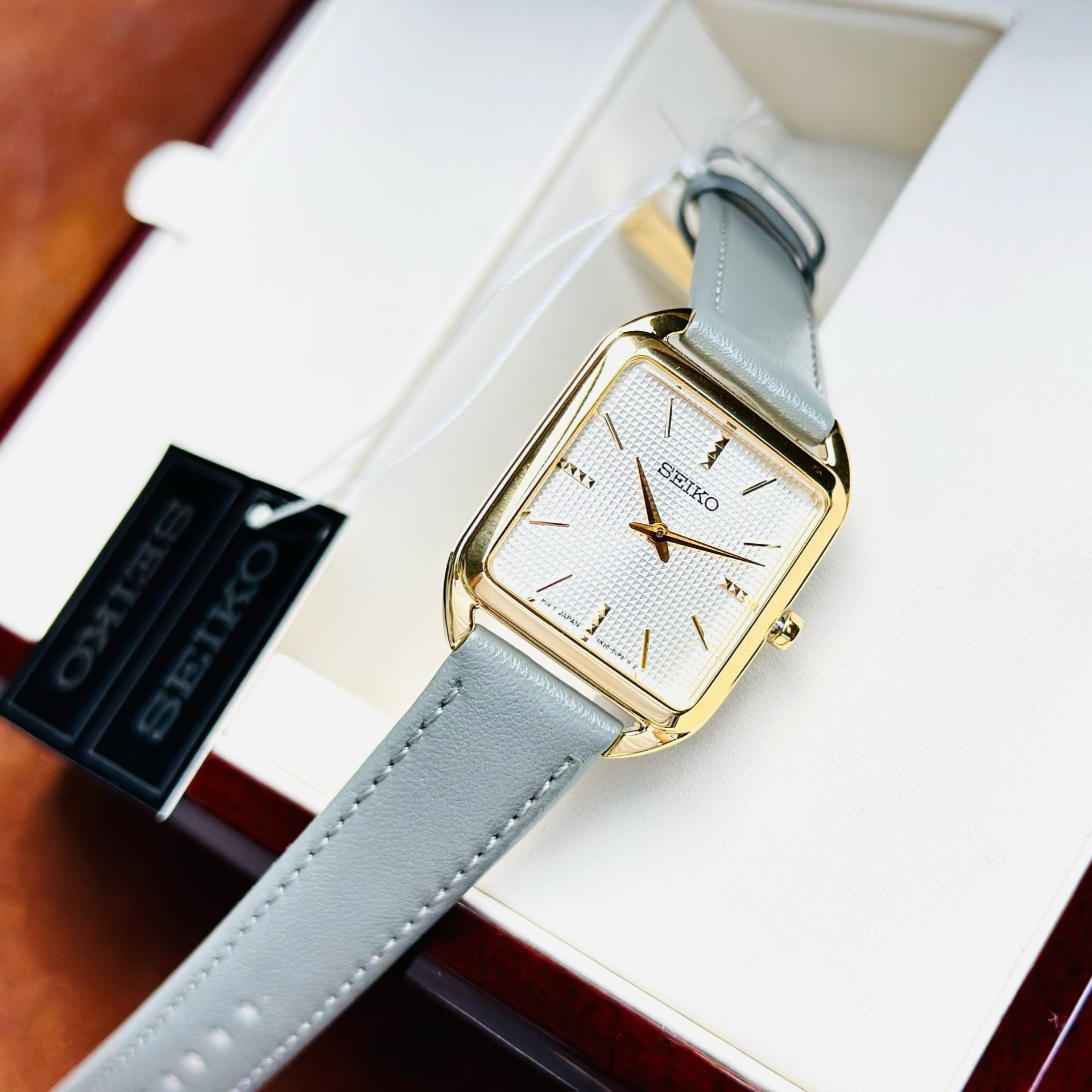 SEIKO CONCEPTUAL QUARTZ ANALOGUE WATCH SWR090P1