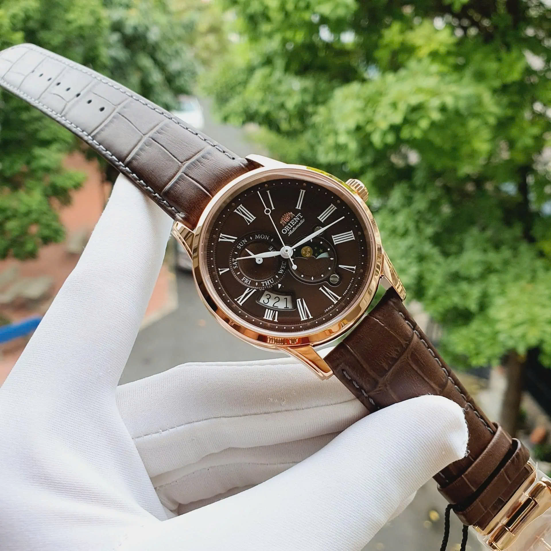 ORIENT SUN AND MOON GEN 3 RA-AK0009T10B  ( RA-AK0009T00C )( RN-AK0002Y )