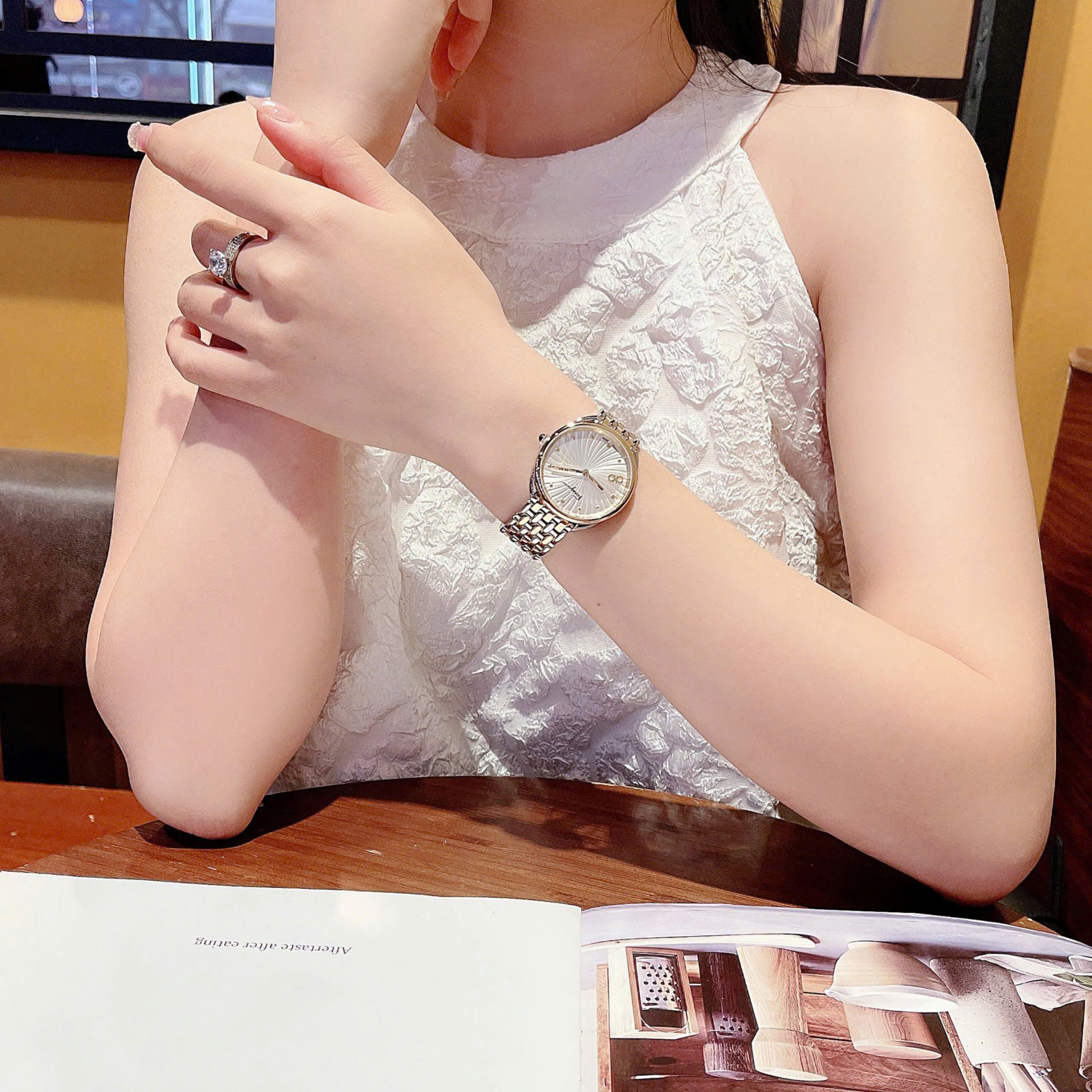 SALVATORE FERRAGAMO CUIR BRACELET QUARTZ SFYN00920