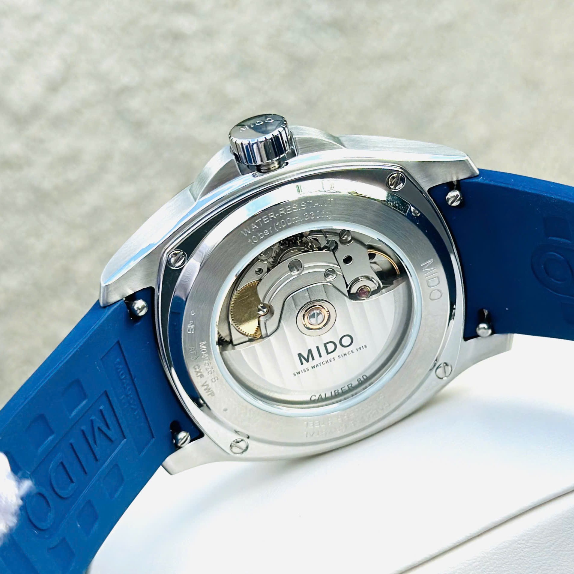 MIDO MULTIFORT TV BIG DATE M049.526.17.041.00