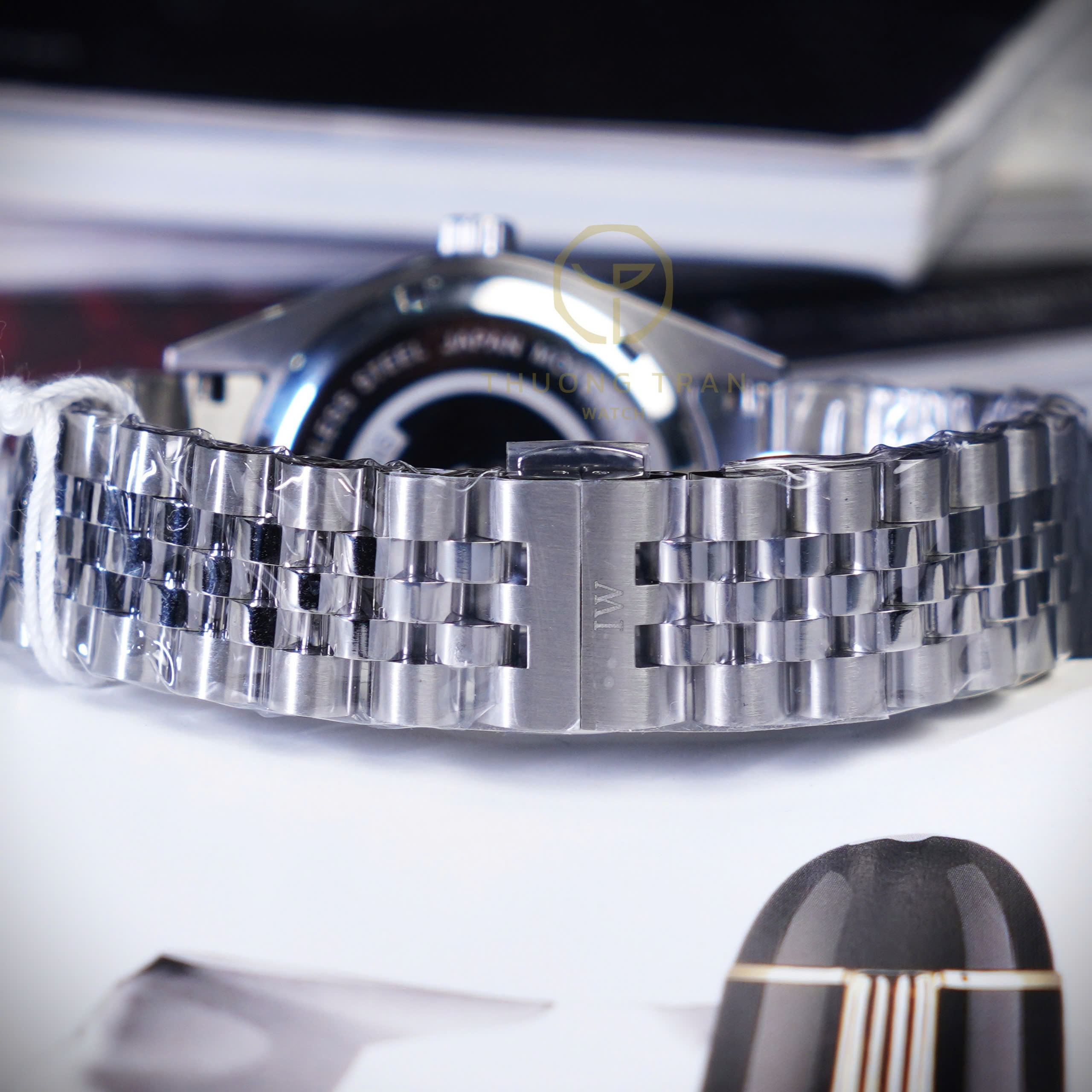 I&W CARNIVAL AUTOMATIC IW893G2