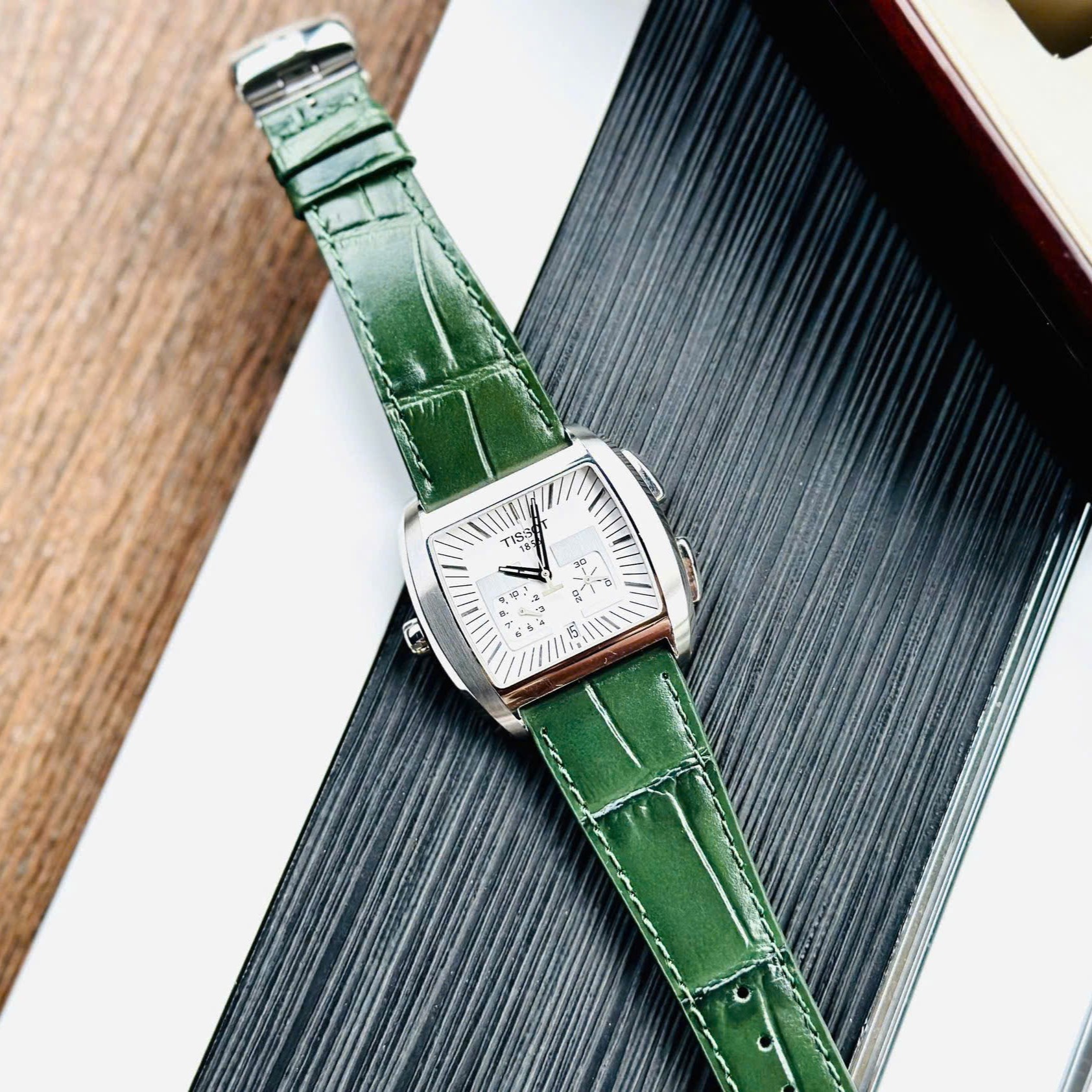 TISSOT MEN'S WATCH BASCULE T92.1.536.31