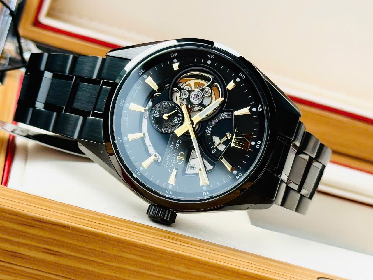ĐỒNG HỒ NAM ORIENT STAR COMTEMPORARY JOKER AUTOMATIC RK-AV0129B (RE-AV0129B)