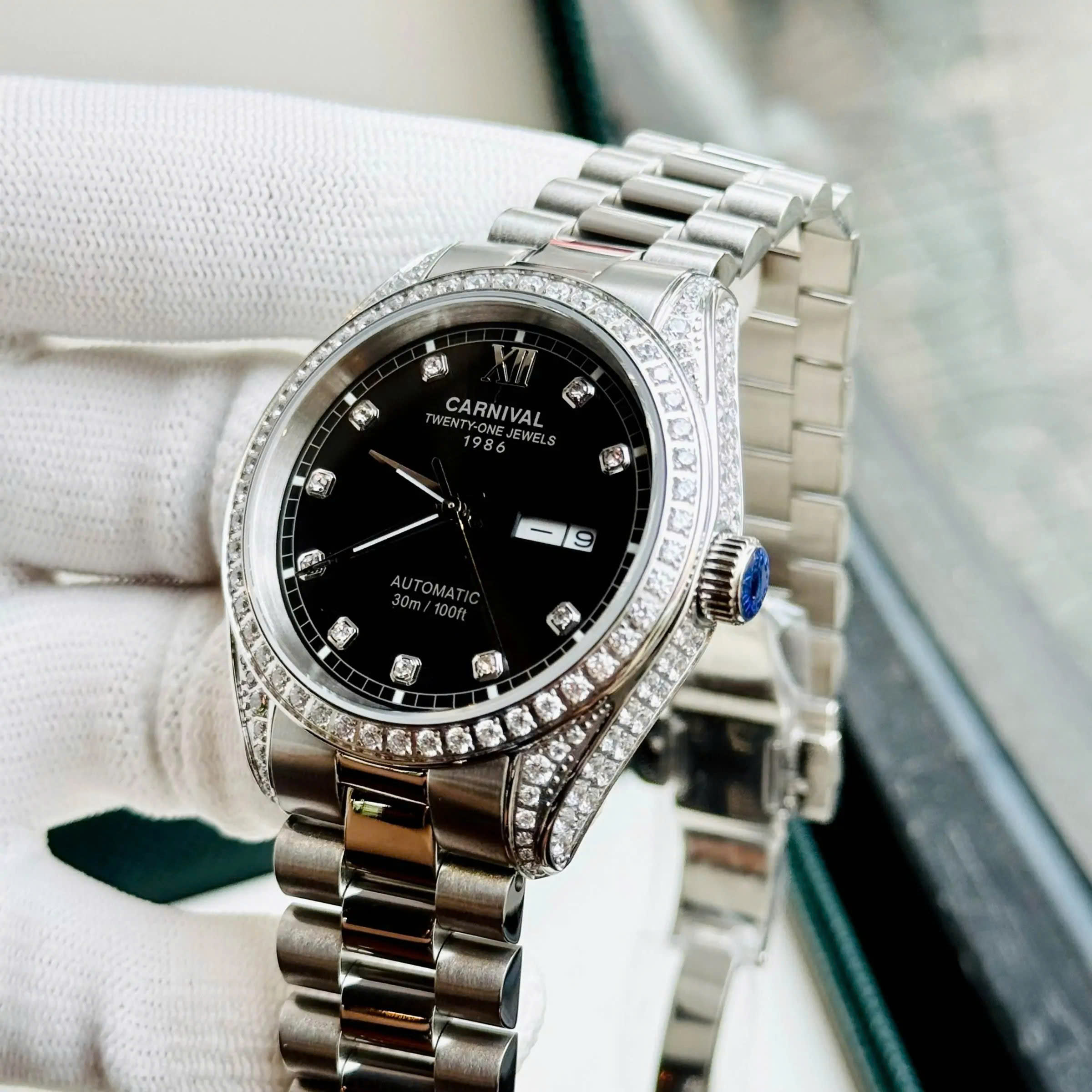 ĐỒNG HỒ NAM CARNIVAL AUTOMATIC 8907G-VT-D
