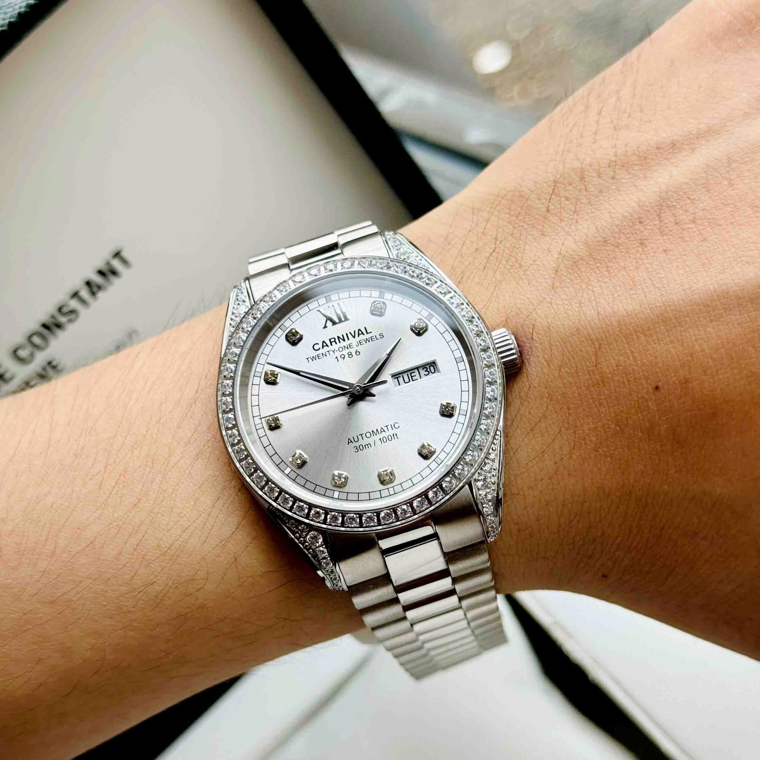 ĐỒNG HỒ NAM CARNIVAL AUTOMATIC 8907G-VT-T