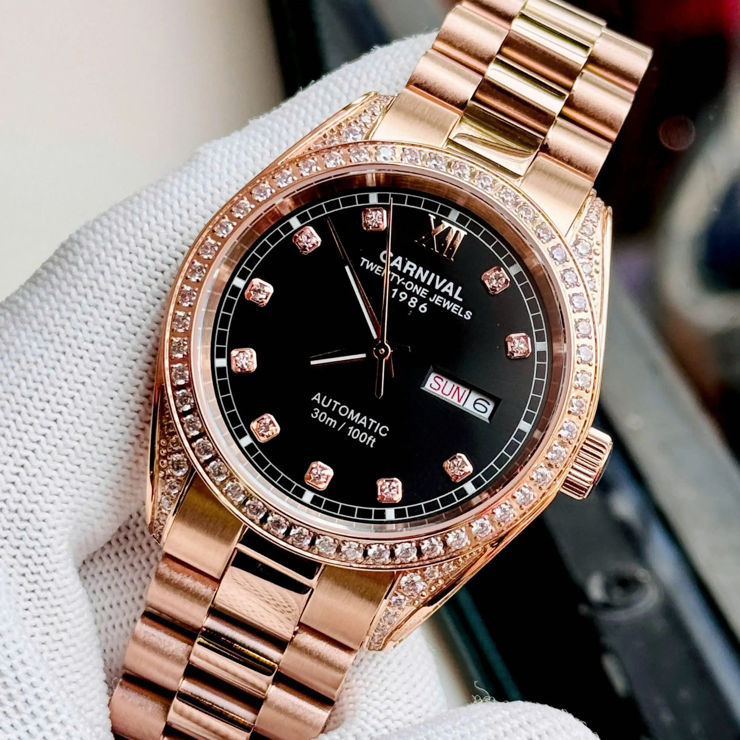 ĐỒNG HỒ NAM CARNIVAL AUTOMATIC 8907G-VH-D