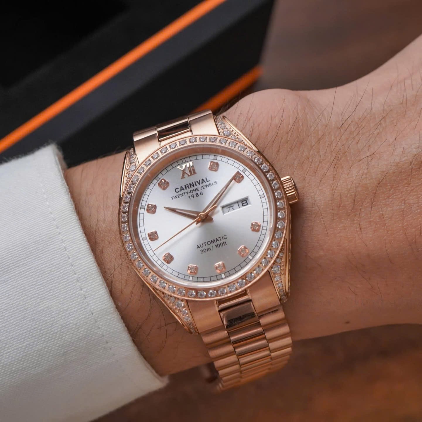 ĐỒNG HỒ NAM CARNIVAL AUTOMATIC 8907G-VH-T