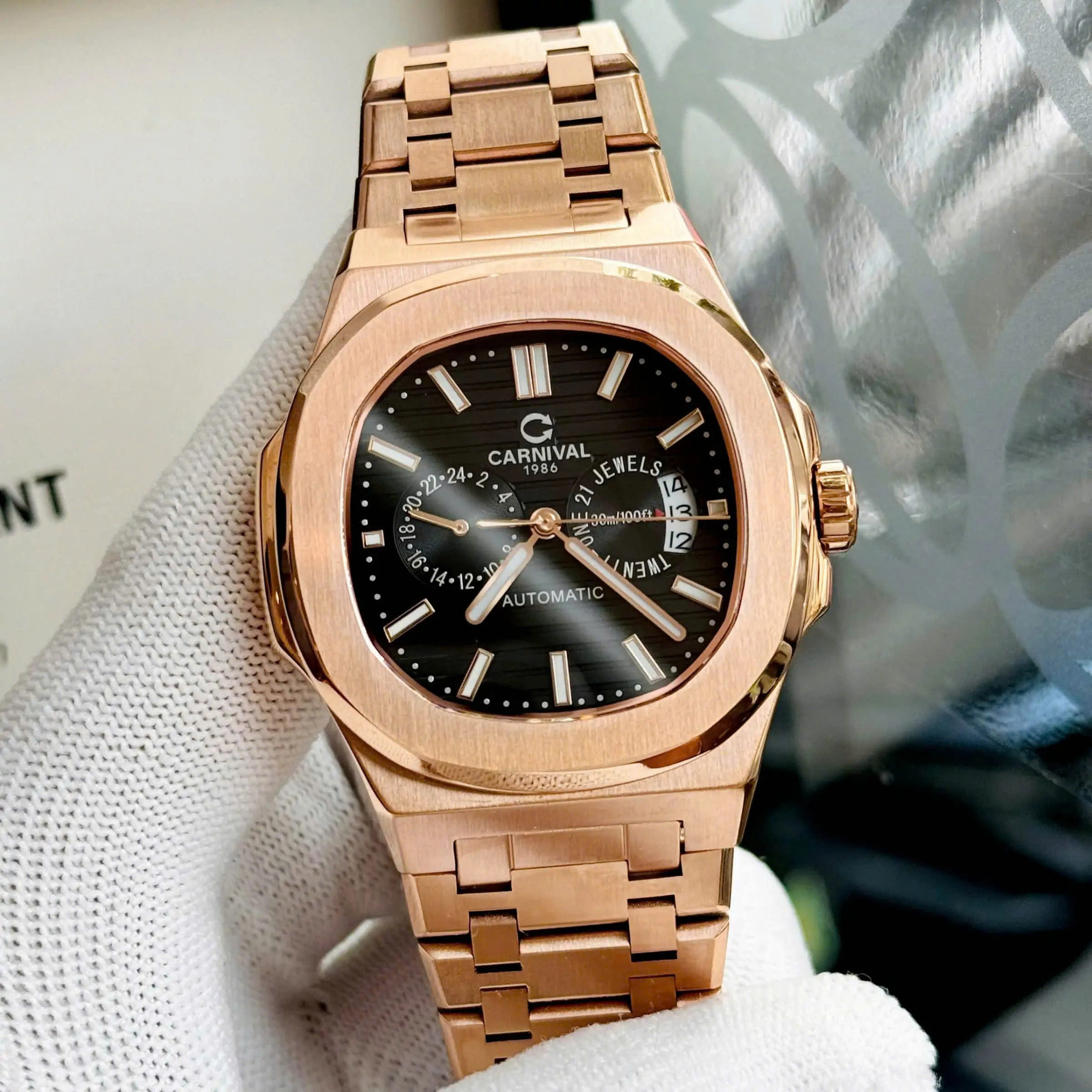 ĐỒNG HỒ NAM CARNIVAL AUTOMATIC 8158G-VH-D