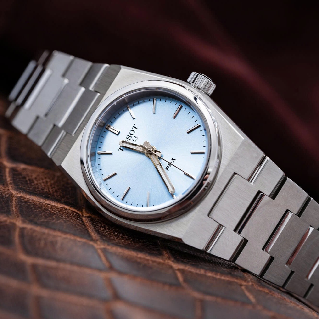 ĐỒNG HỒ NỮ TISSOT PRX QUARTZ ICEBLUE 25MM T137.010.11.351.00