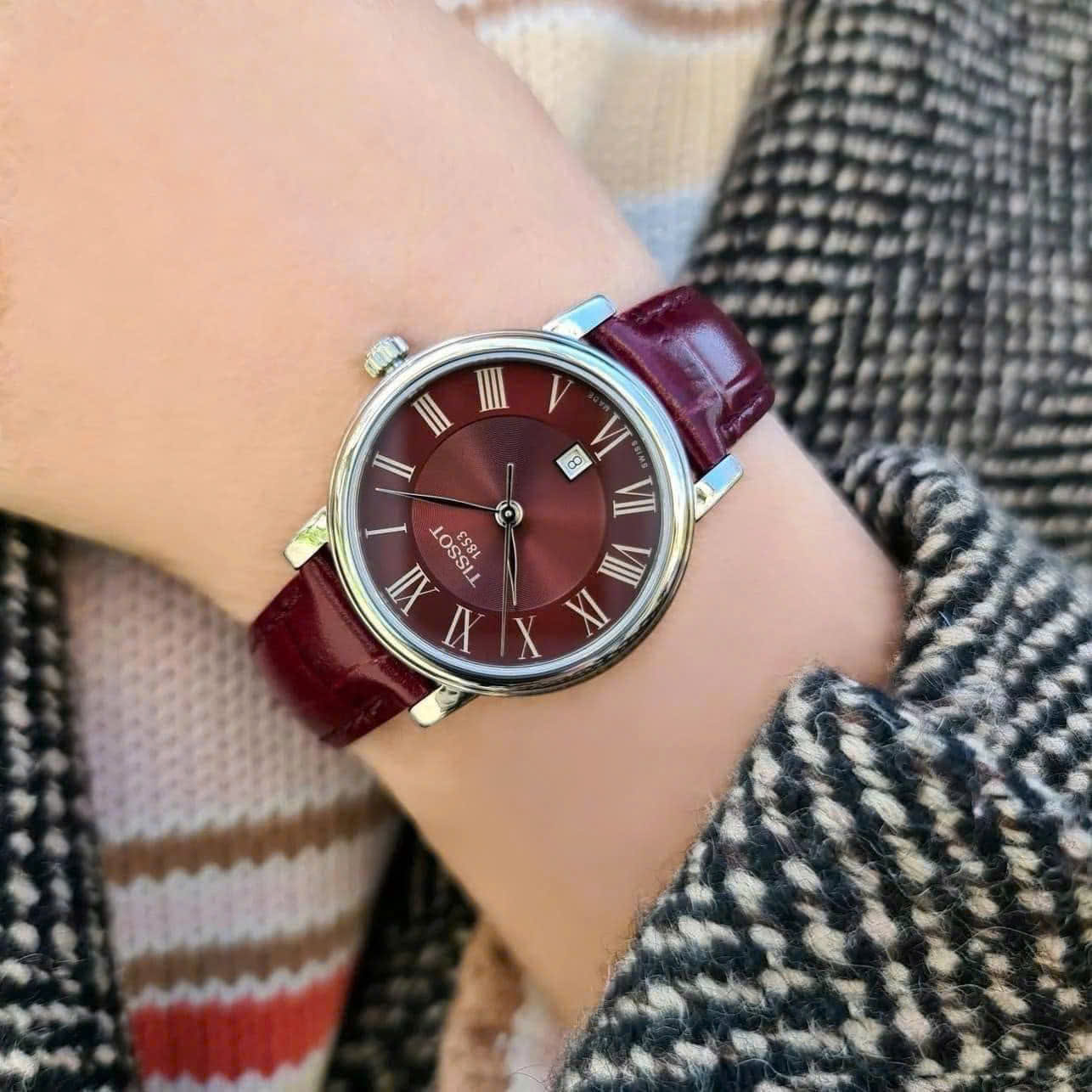 ĐỒNG HỒ NỮ TISSOT CARSON PREMIUM LADY T122.210.16.373.00