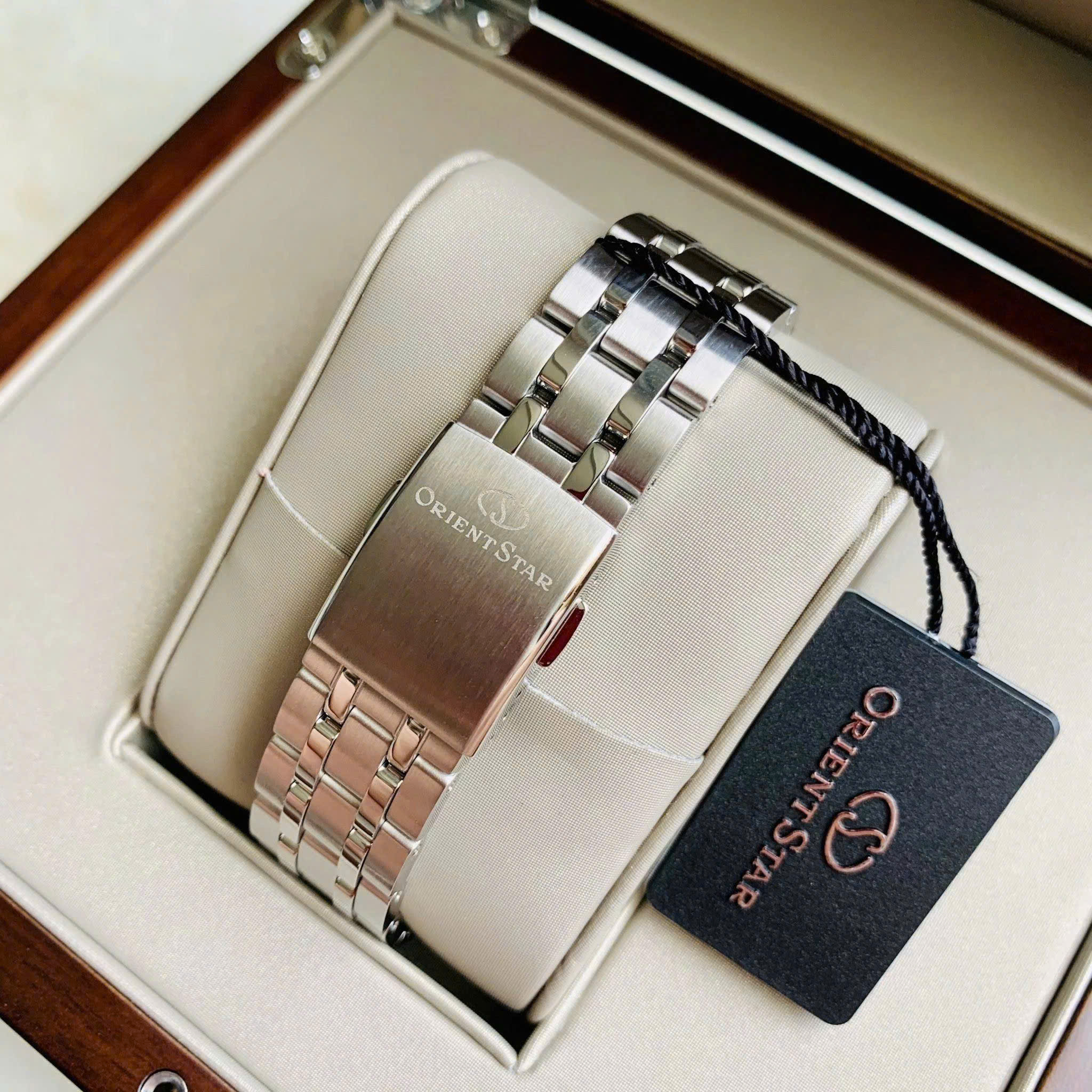 ĐỒNG HỒ NAM ORIENT STAR LAYERED SKELETON AUTOMATIC RE-AV0B02Y00B ( RK-AV0B02Y )