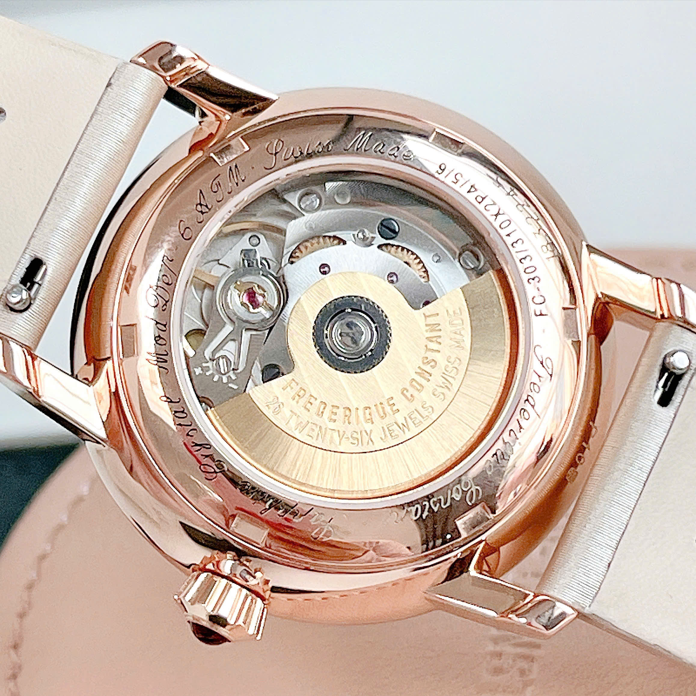 ĐỒNG HỒ NỮ FREDERIQUE CONSTANT AUTOMATIC DIAMOND FC-303WHD2PD4