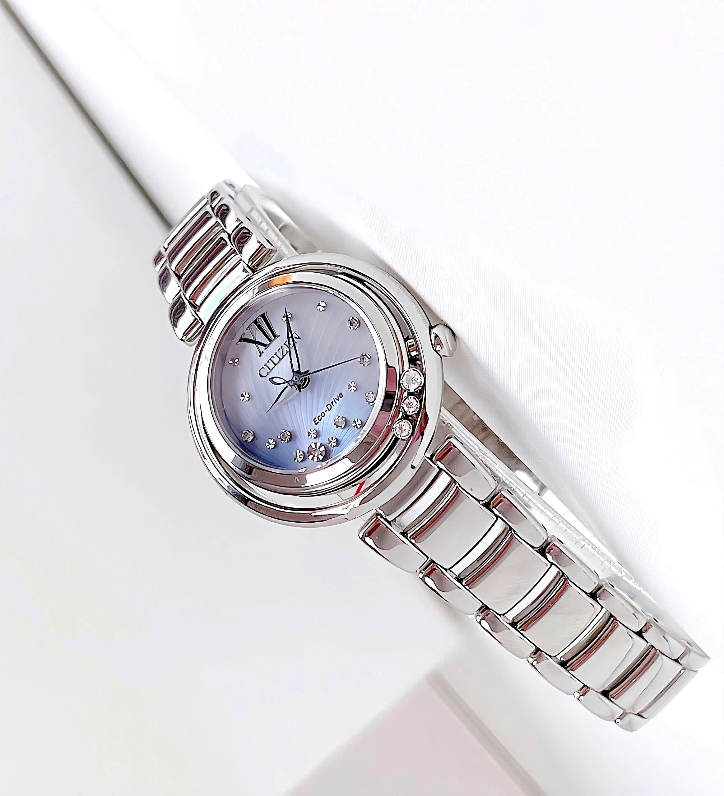 ĐỒNG HỒ NỮ CITIZEN ECO DRIVE EM0320-59D