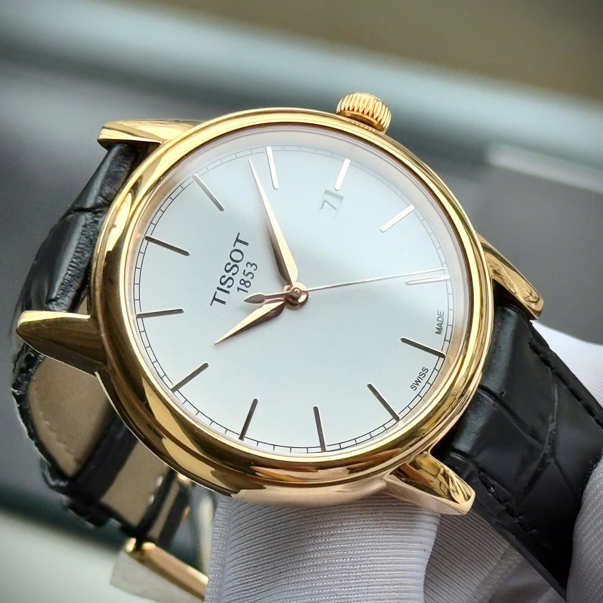 ĐỒNG HỒ NAM TISSOT CARSON QUARTZ T085.410.36.011.00