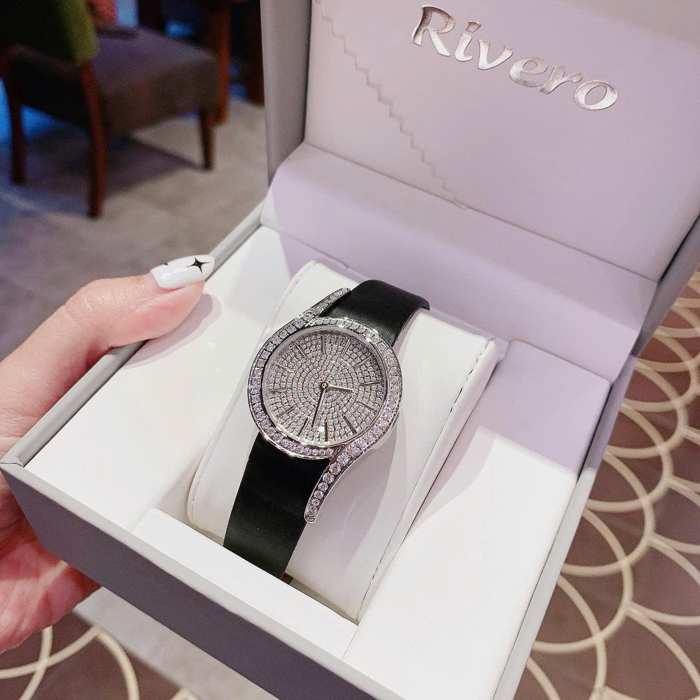 ĐỒNG HỒ NỮ RIVERO QUARTZ KIM CƯƠNG R9008