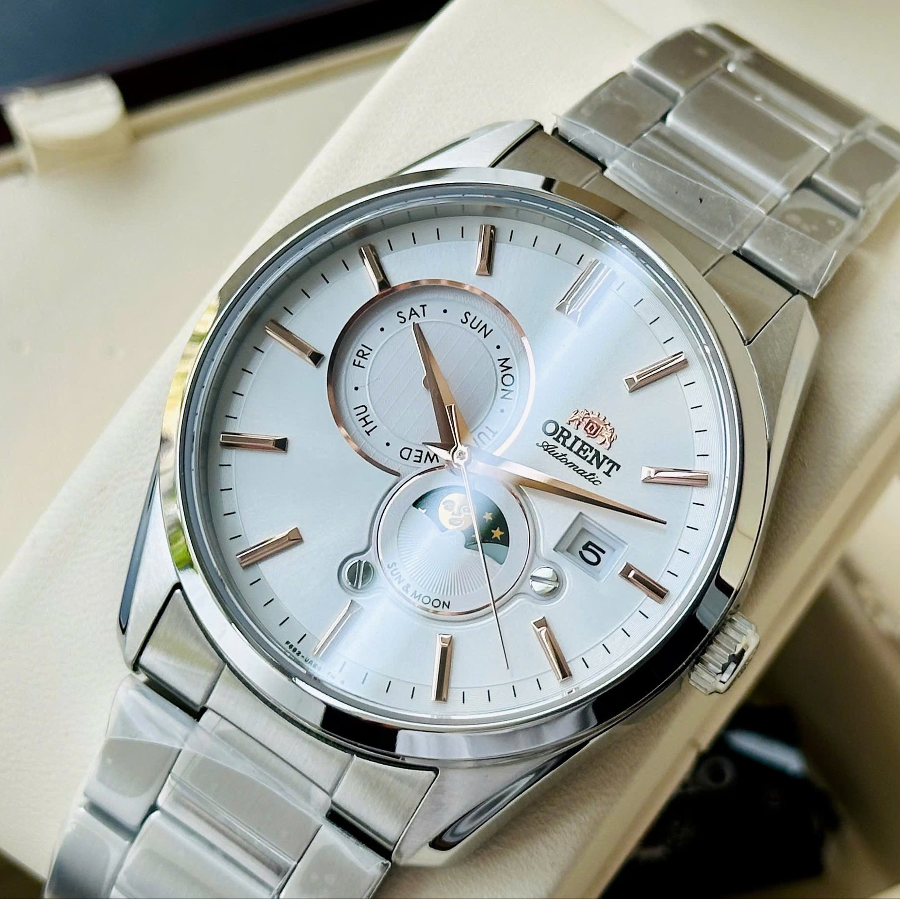 ĐỒNG HỒ NAM ORIENT SUN AND MOON GEN 5 RN-AK0301S