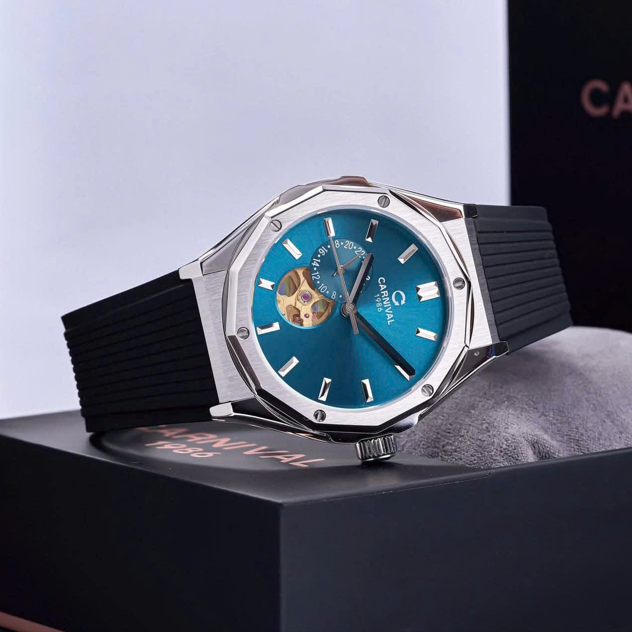 ĐỒNG HỒ NAM CARNIVAL AUTOMATIC 8189G-VT-DCS-XL