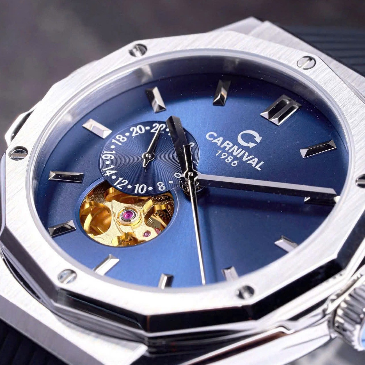 ĐỒNG HỒ NAM CARNIVAL AUTOMATIC 8189G-VT-DCS-X