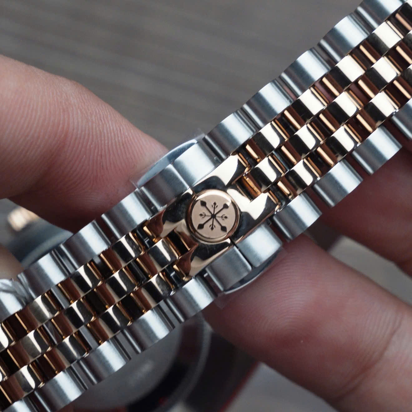 ĐỒNG HỒ ALEXANDER FERROS AUTOMATIC 8032D/01