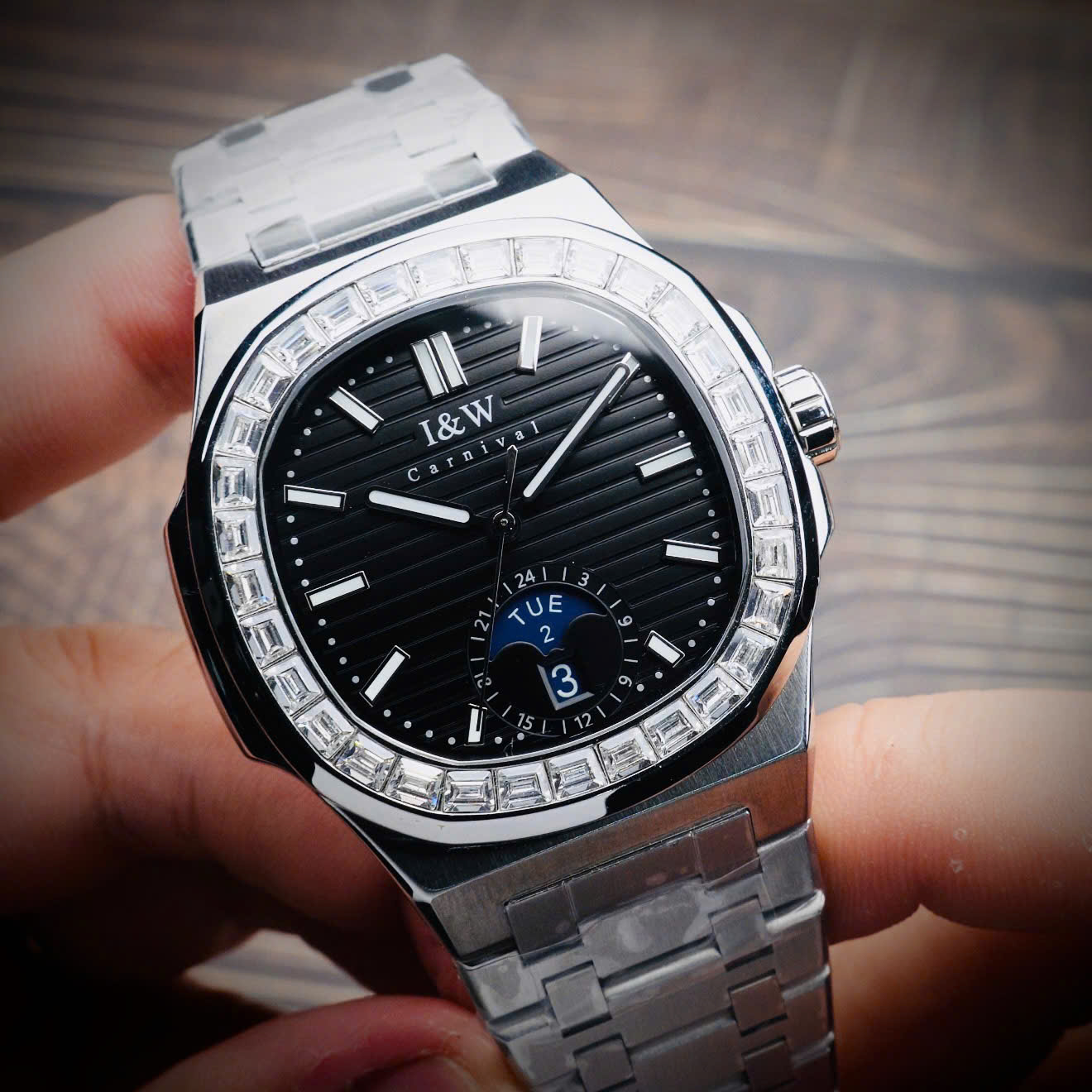 ĐỒNG HỒ NAM I&W CARNIVAL AUTOMATIC IW735G2-T3