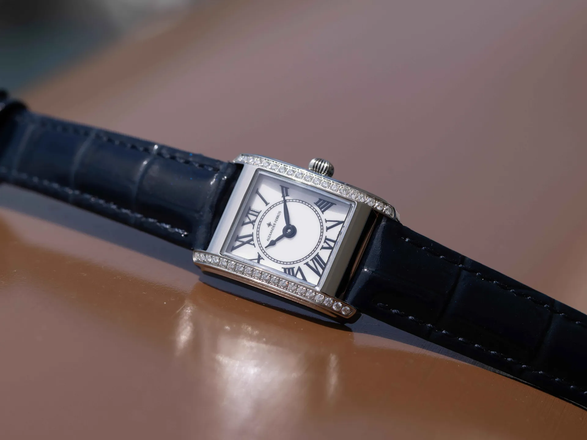 Đồng Hồ Nữ Alexander Ferros 7282S-02