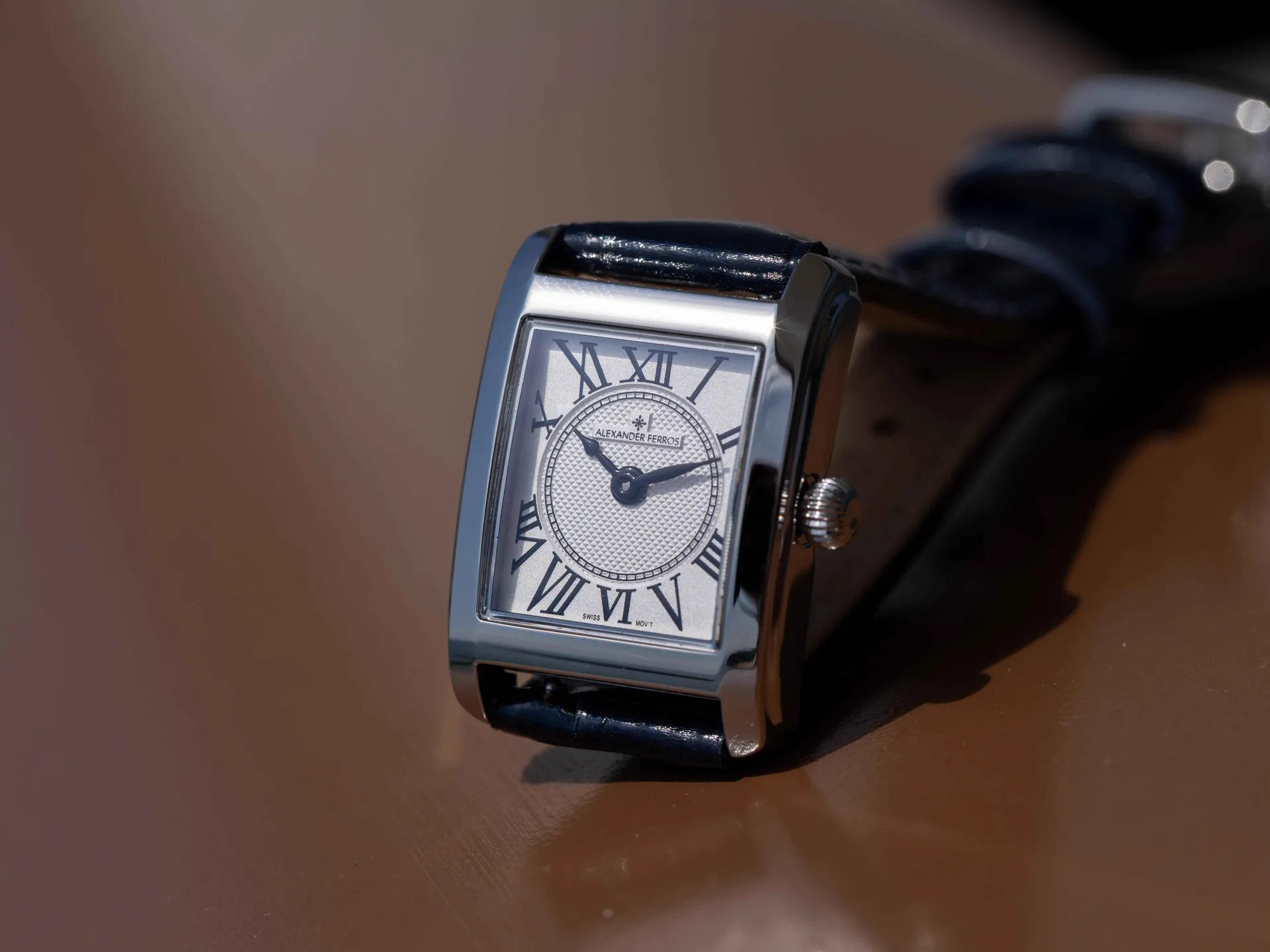 Đồng Hồ Nữ Alexander Ferros 7282S-02