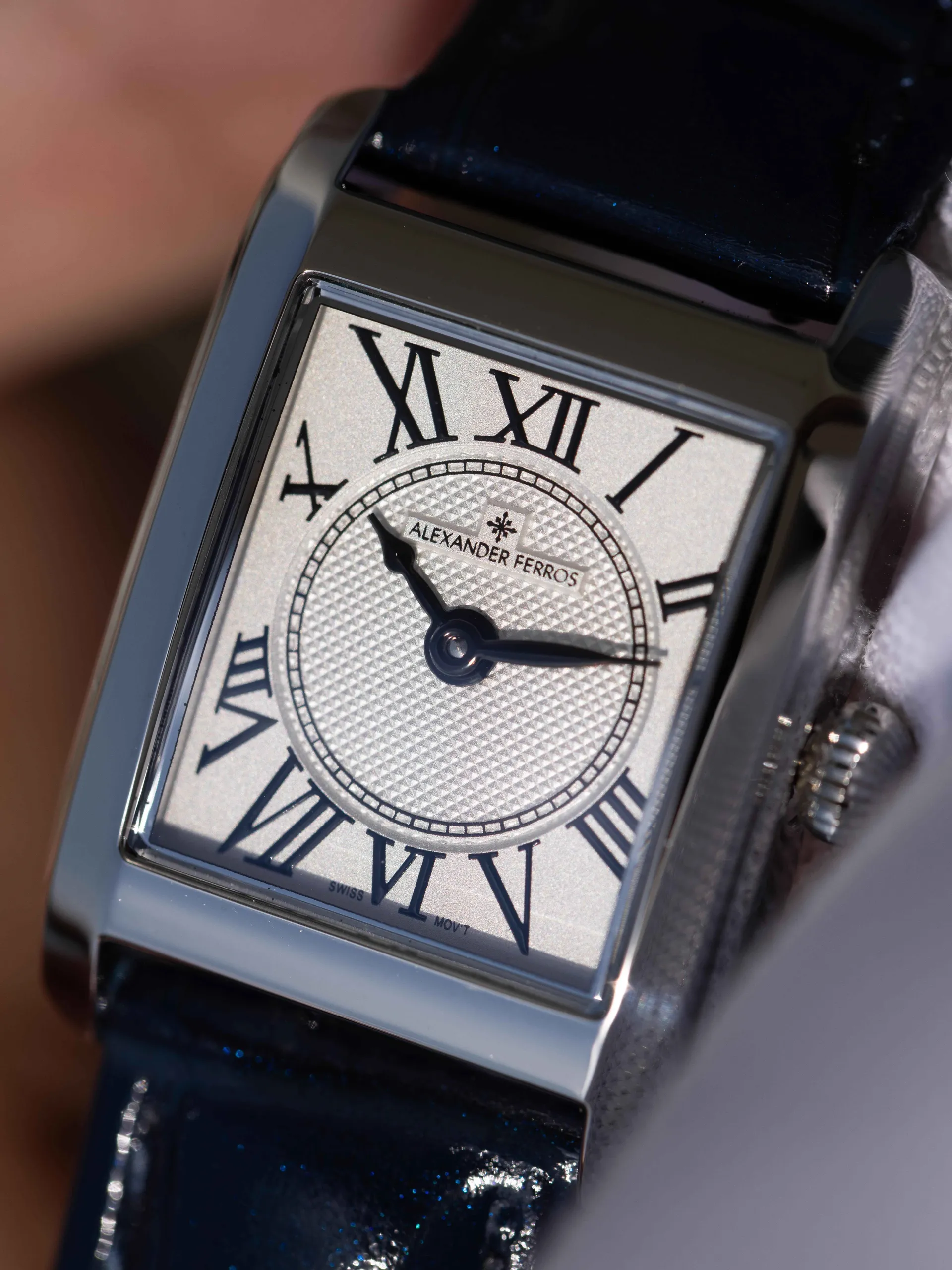 Đồng Hồ Nữ Alexander Ferros 7281S-02