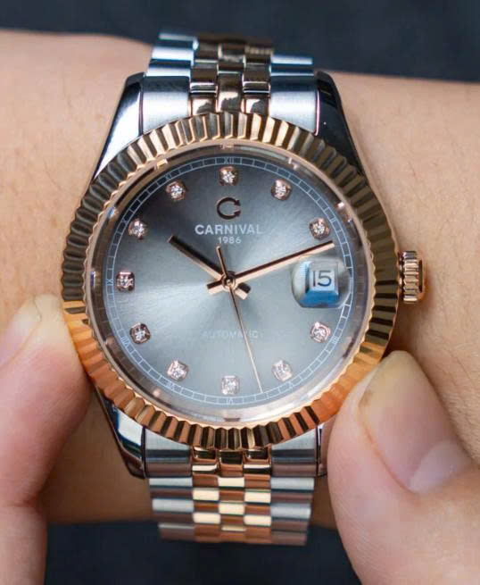 ĐỒNG HỒ NAM CARNIVAL AUTOMATIC 8250G-CH-TX