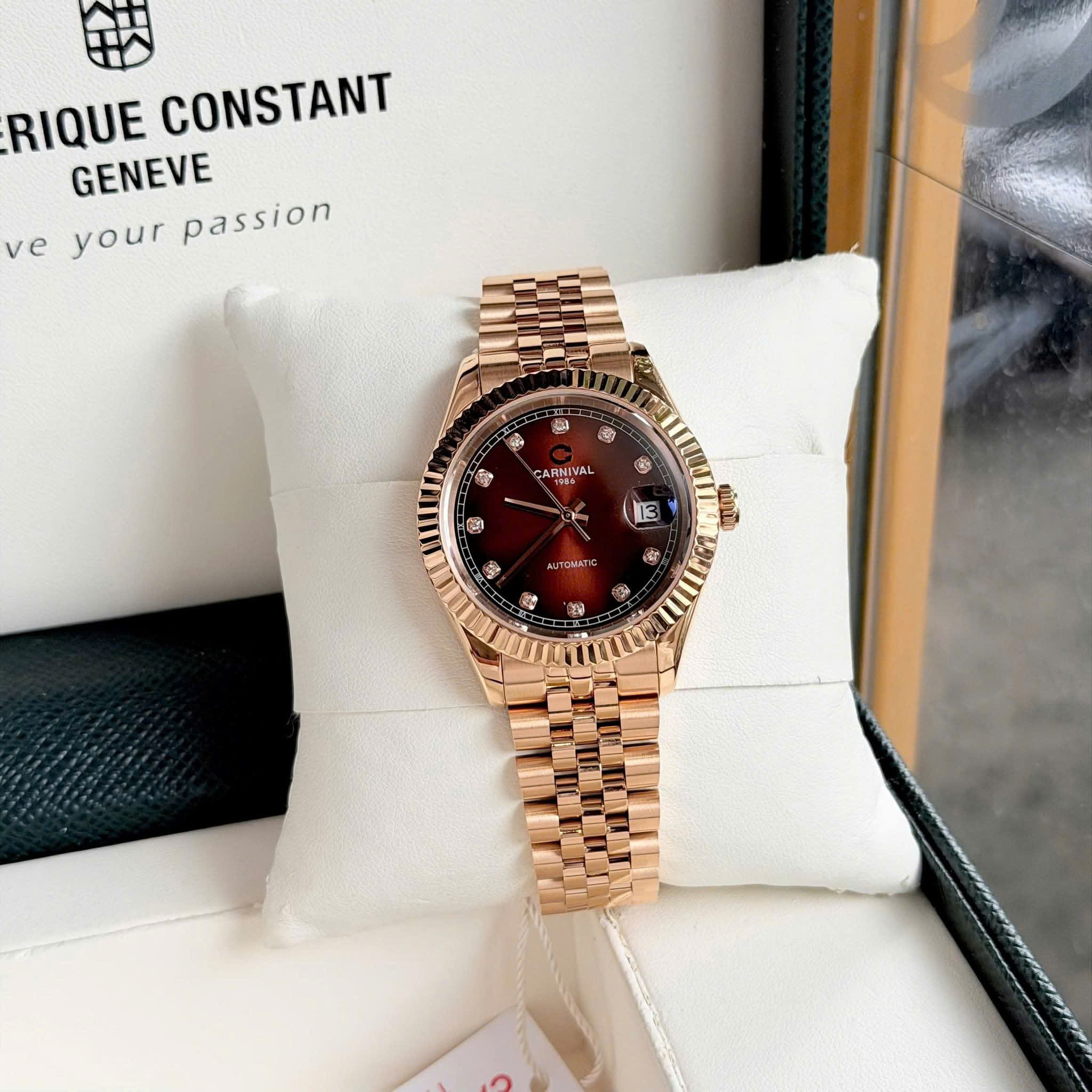ĐỒNG HỒ NAM CARNIVAL AUTOMATIC 8250G-VH-N