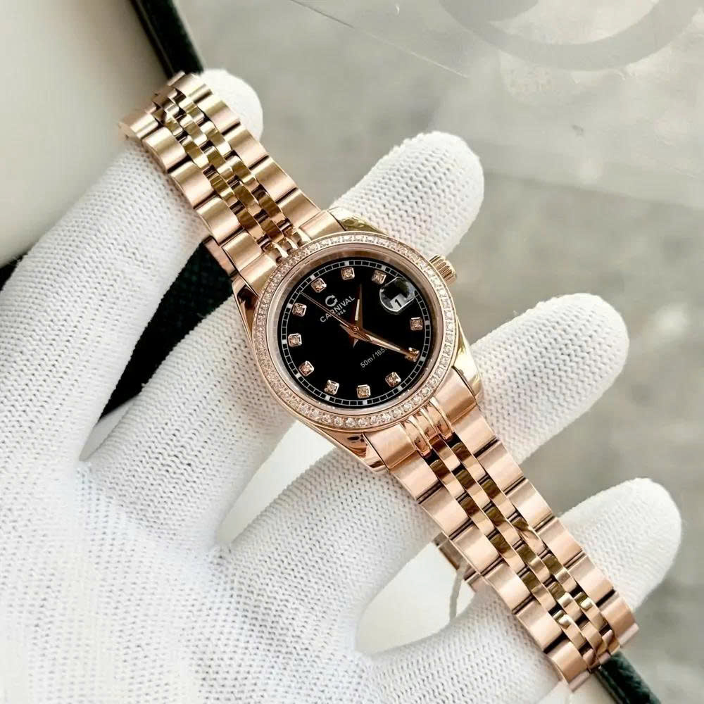 ĐỒNG HỒ NỮ CARNIVAL QUARTZ ĐEN 8131L2-VH-D